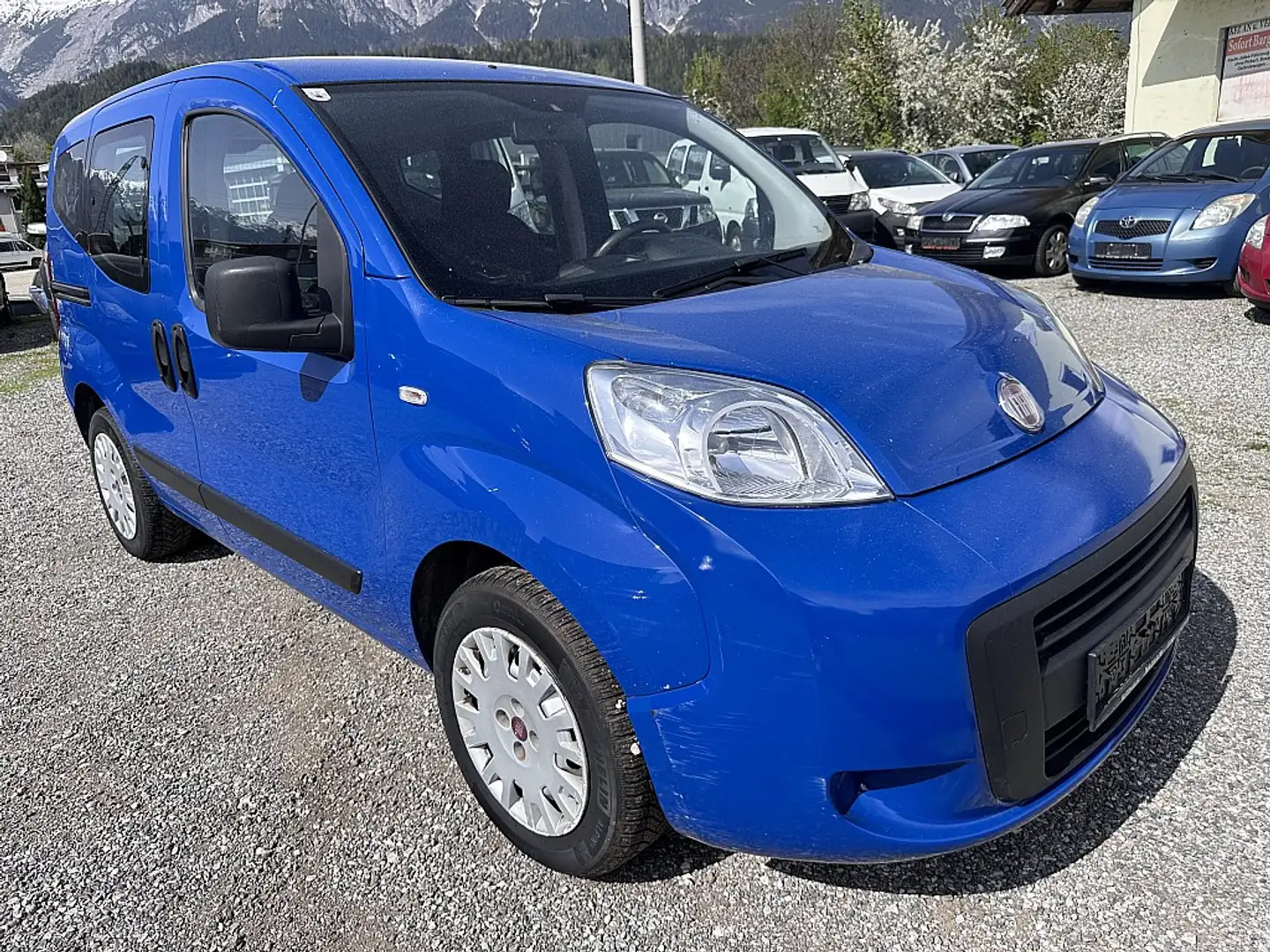 Fiat Qubo 1,4 Natural Power 70 Dynamic Blau - 1