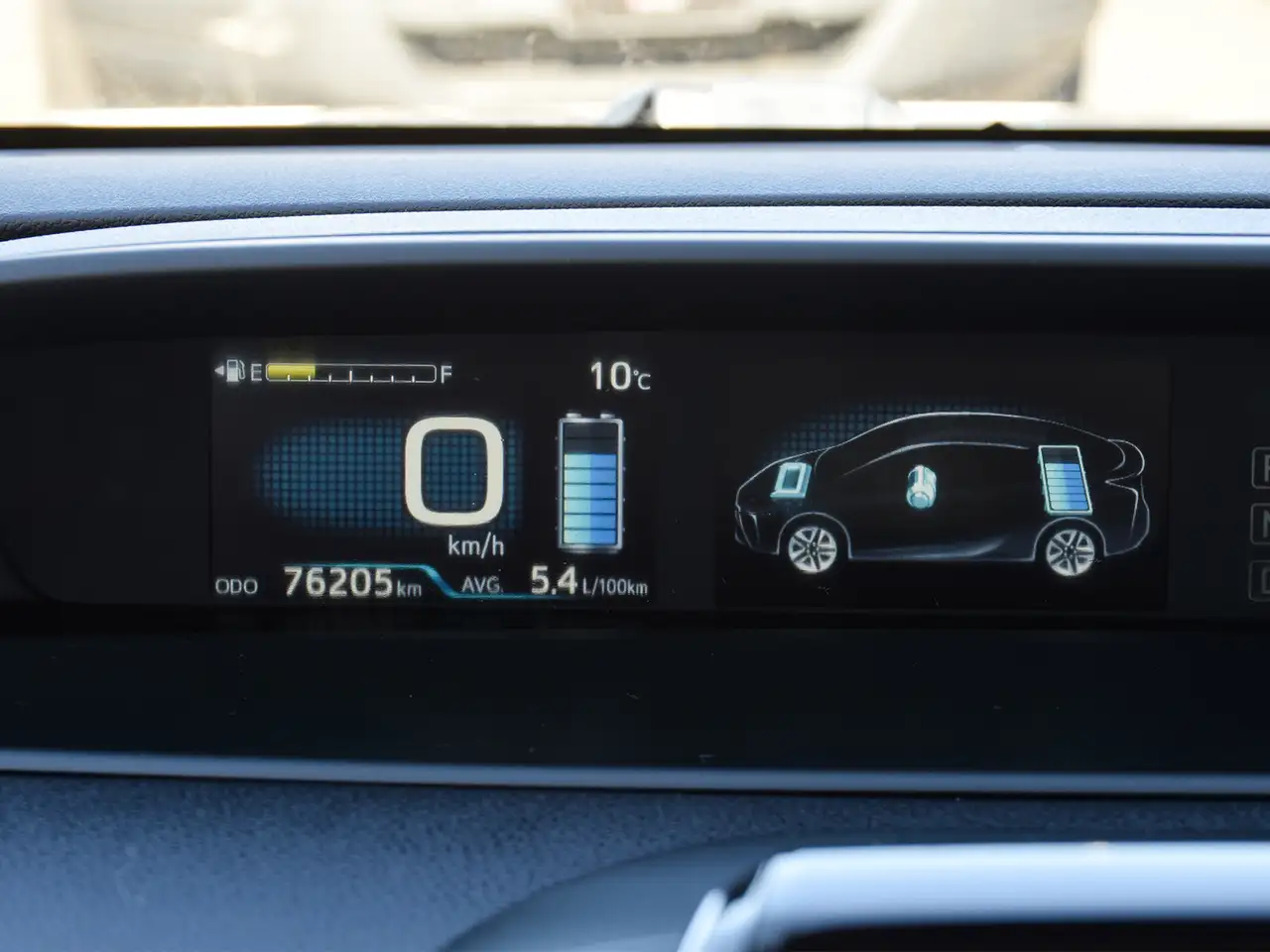 Toyota Prius снимка Toyota Prius