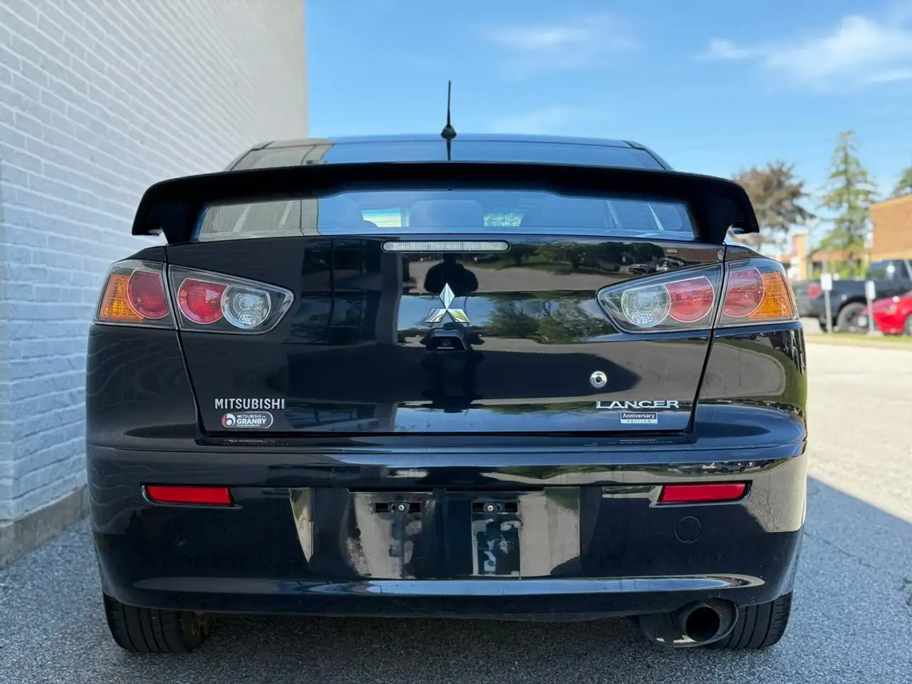 Mitsubishi Lancer снимка Mitsubishi Lancer