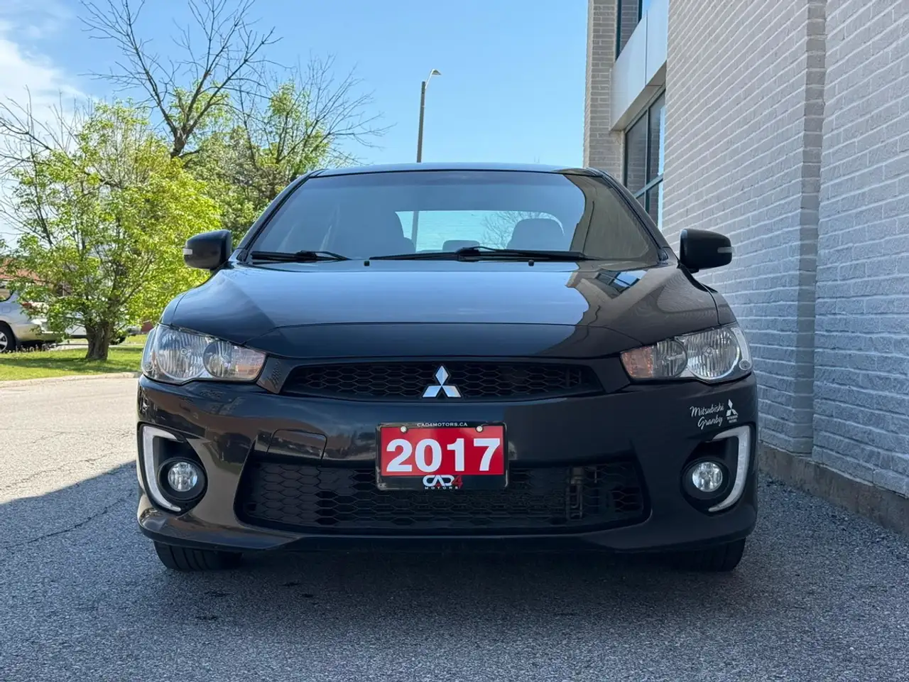Mitsubishi Lancer снимка Mitsubishi Lancer