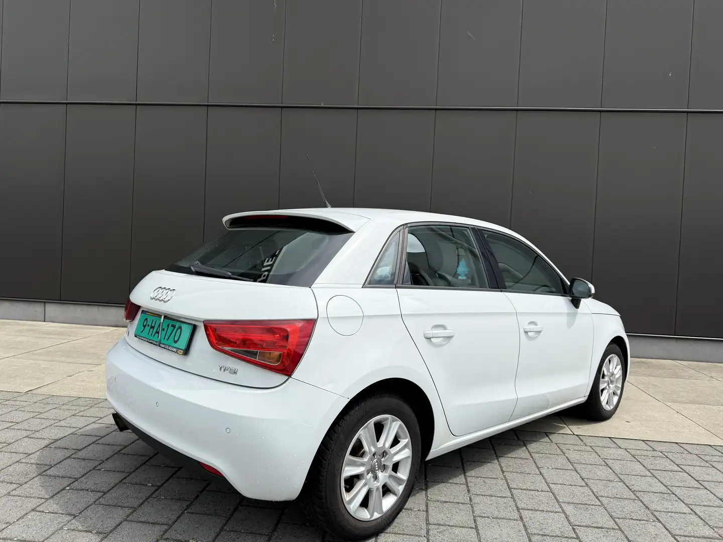 Audi A1 1.4 TFSI Connect Wit - 1