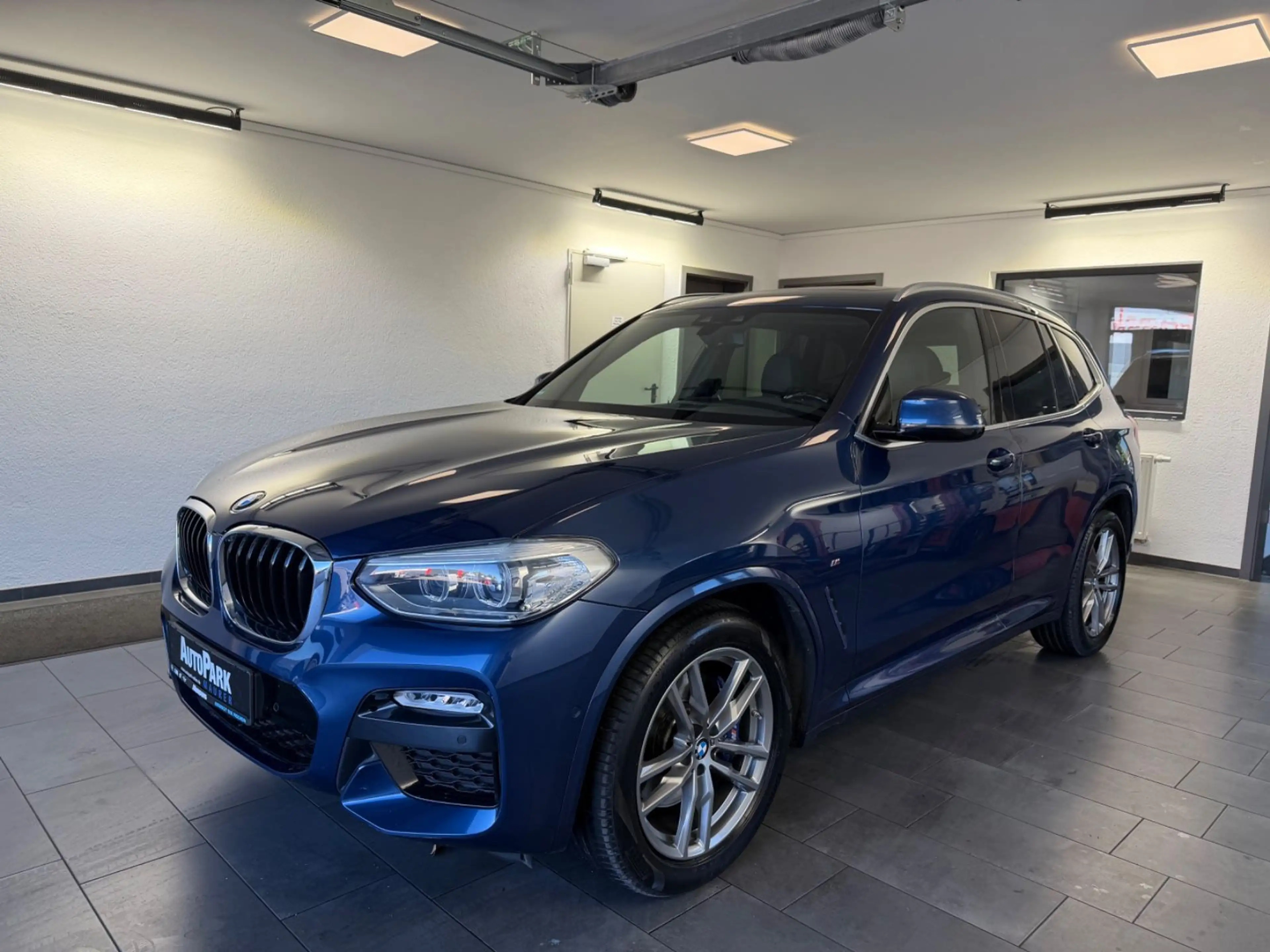 BMW X3 xDrive30i M Sport | Pano | AHK | Navi