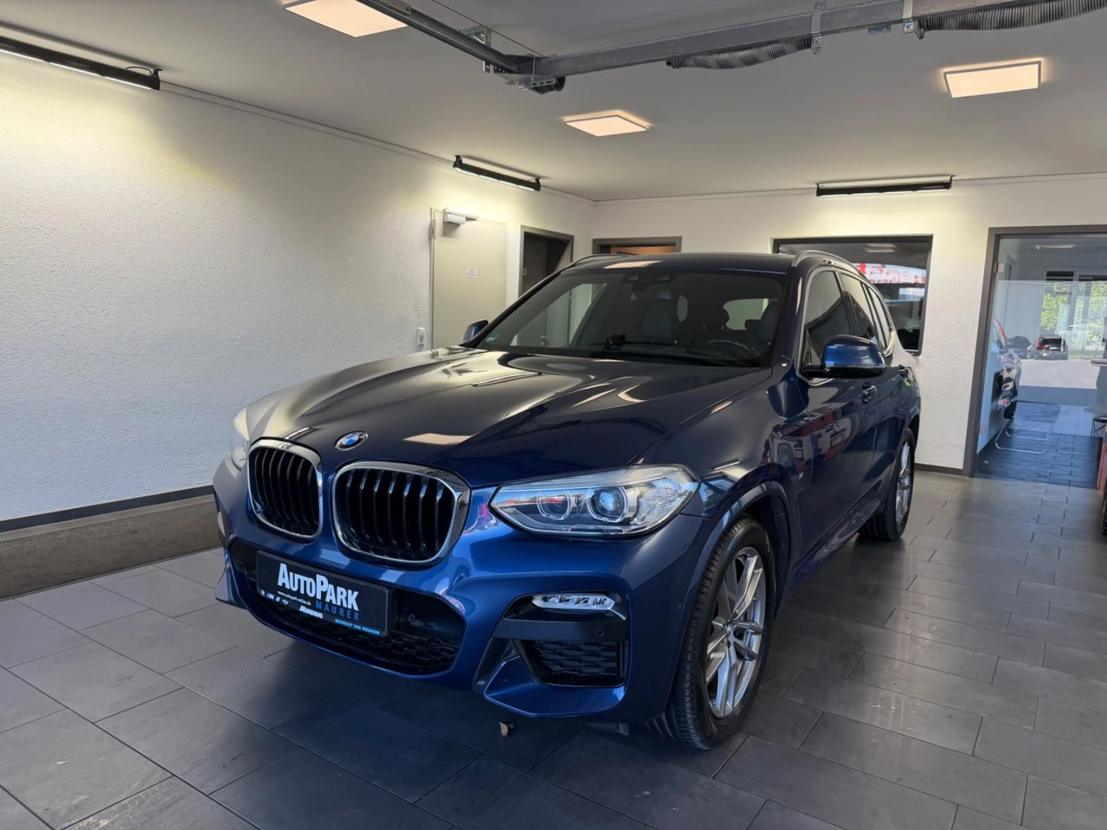 BMW X3 xDrive30i M Sport | Pano | AHK | Navi — photo 2