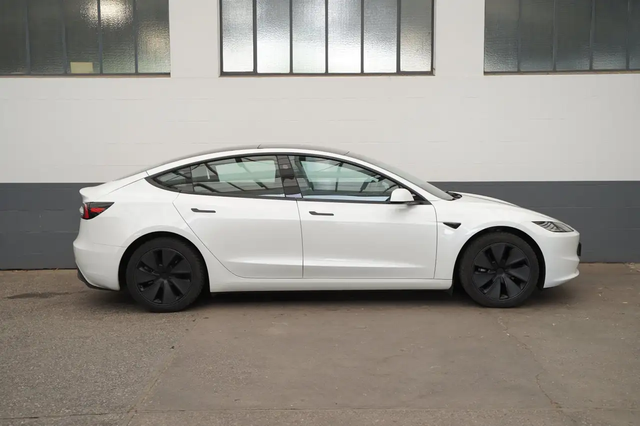 Tesla Model 3 Standard Range + *Highland*, миниатюра 24