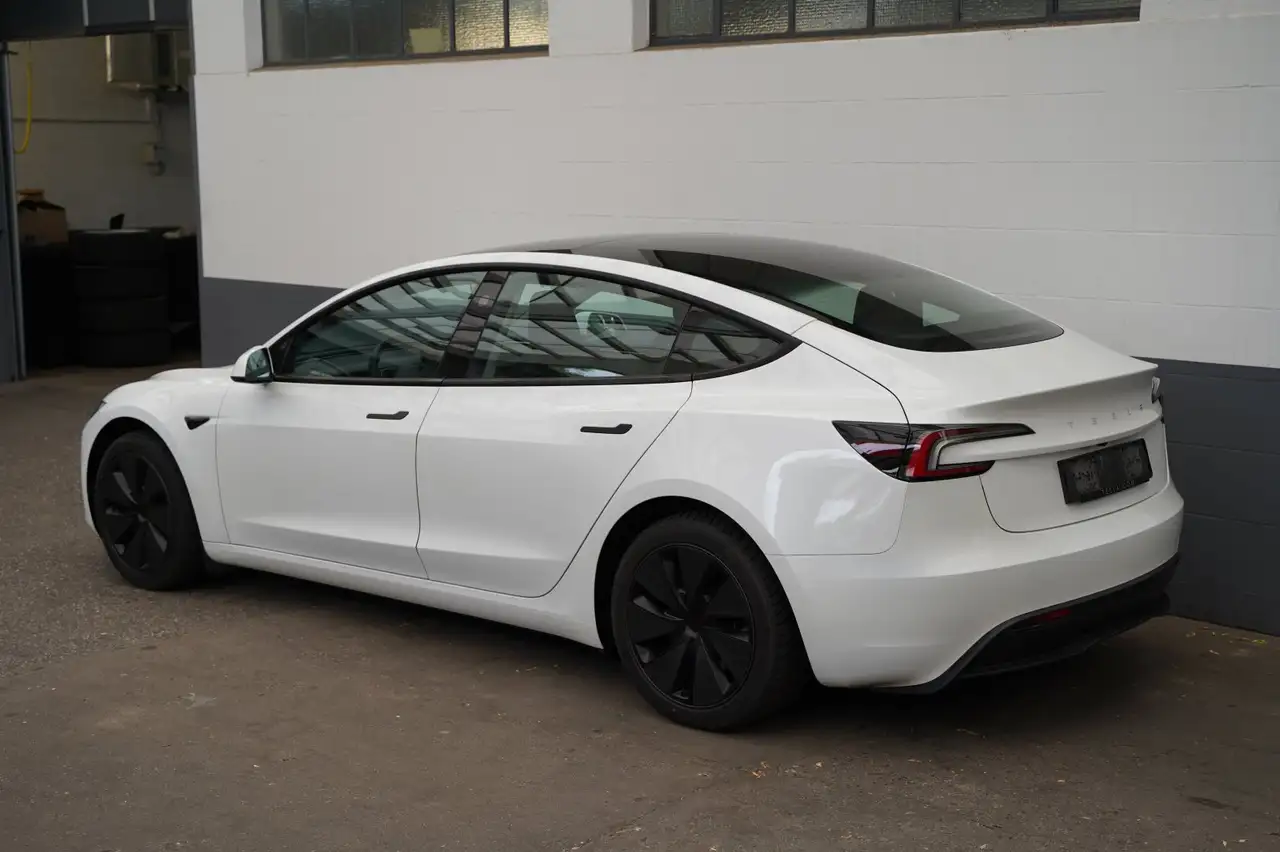 Tesla Model 3 Standard Range + *Highland*, миниатюра 6