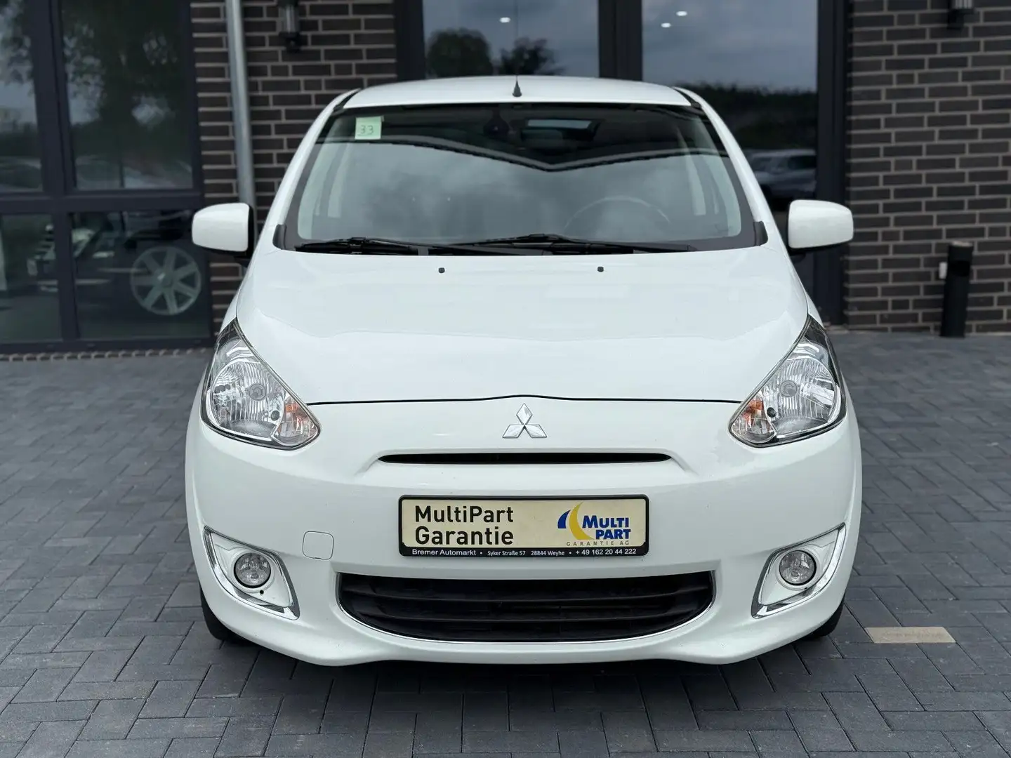 Mitsubishi Space Star Shine+*Navigation*Klimaautomatik*ZV* Weiß - 2