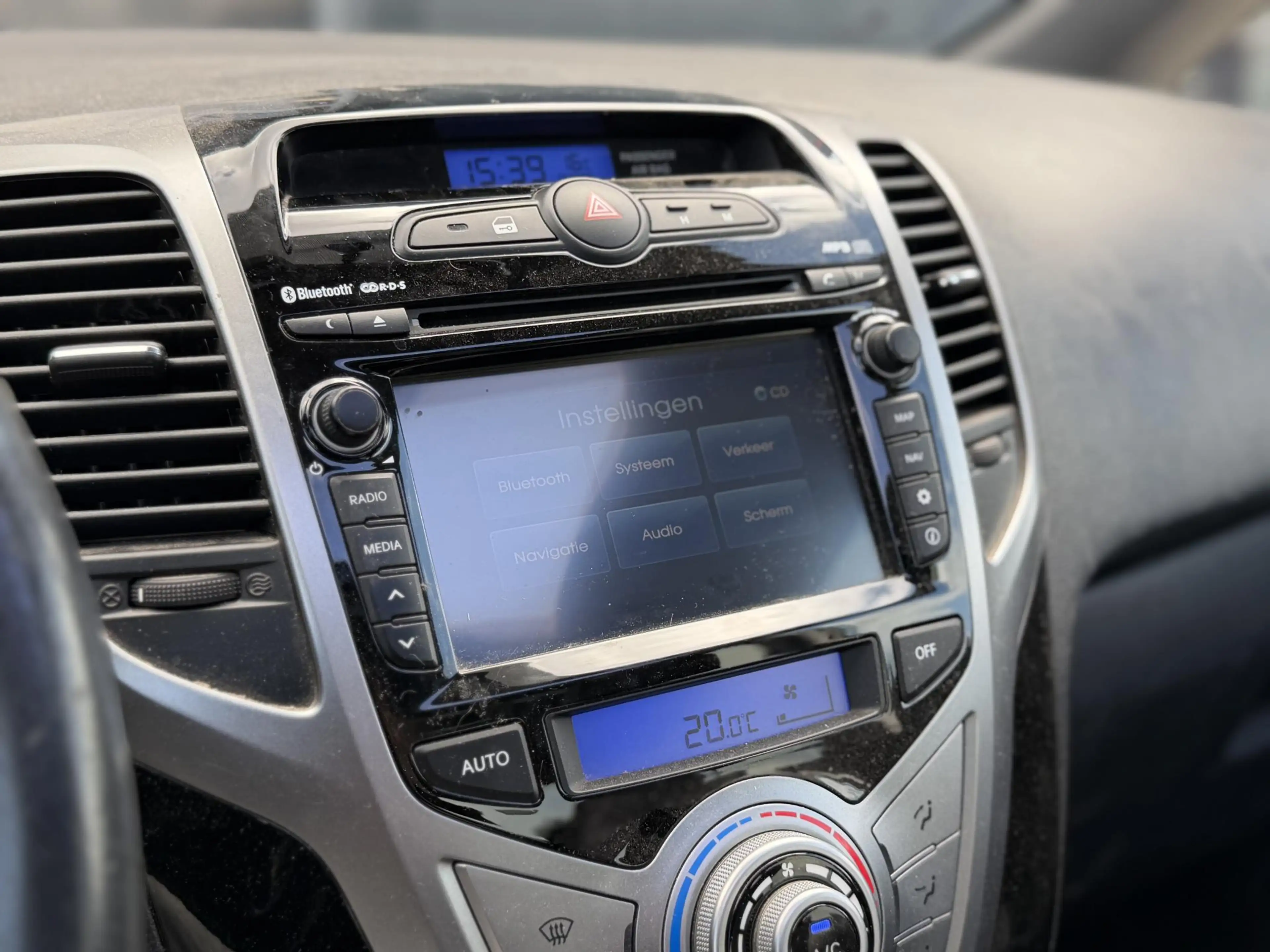 Hyundai iX20 1.6i i-Catcher Automaat - Schuif-/Kanteldak - Clim — photo 21