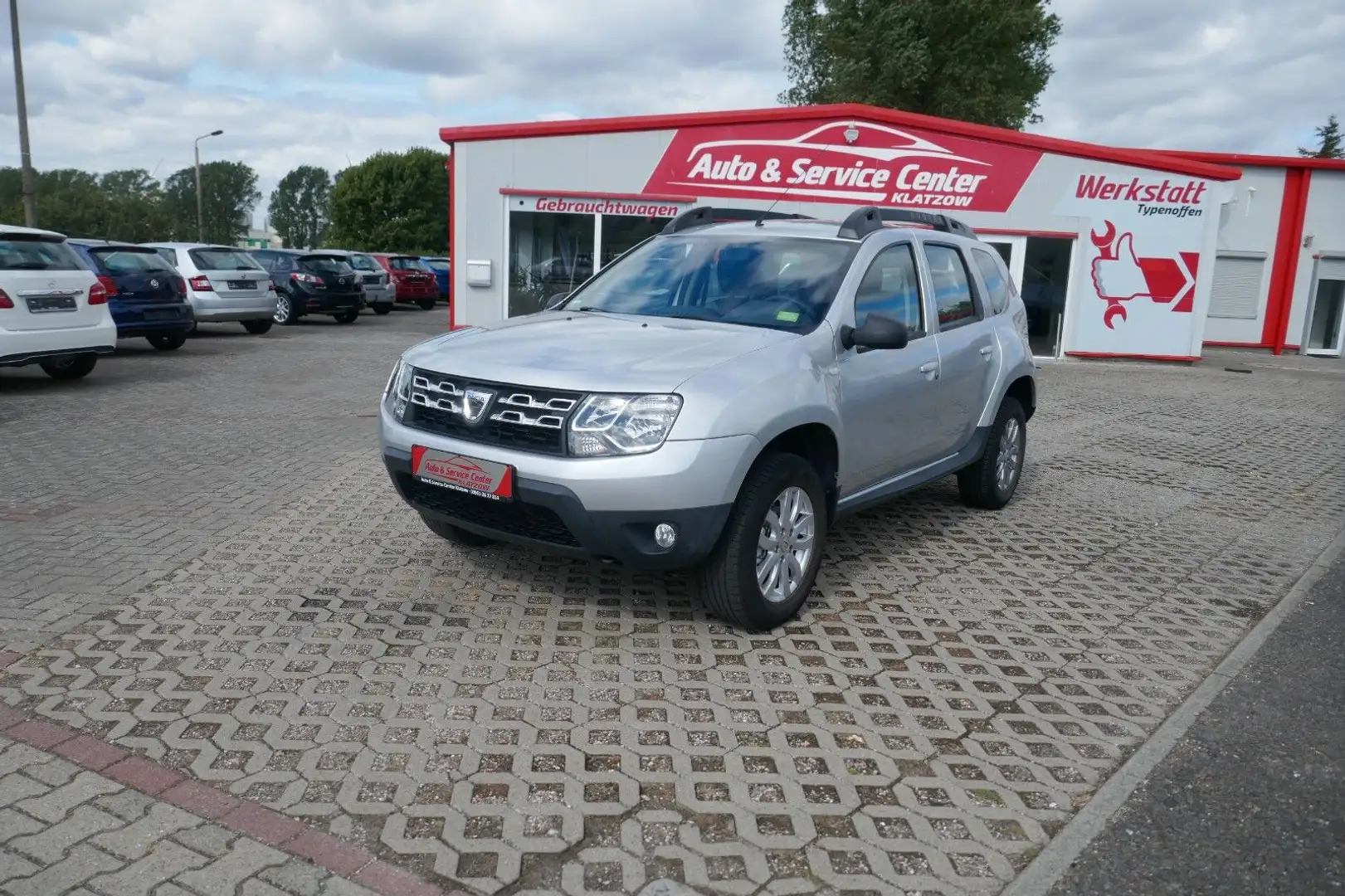 Dacia Duster 1.6 SCe 115 KLIMA Gris - 1