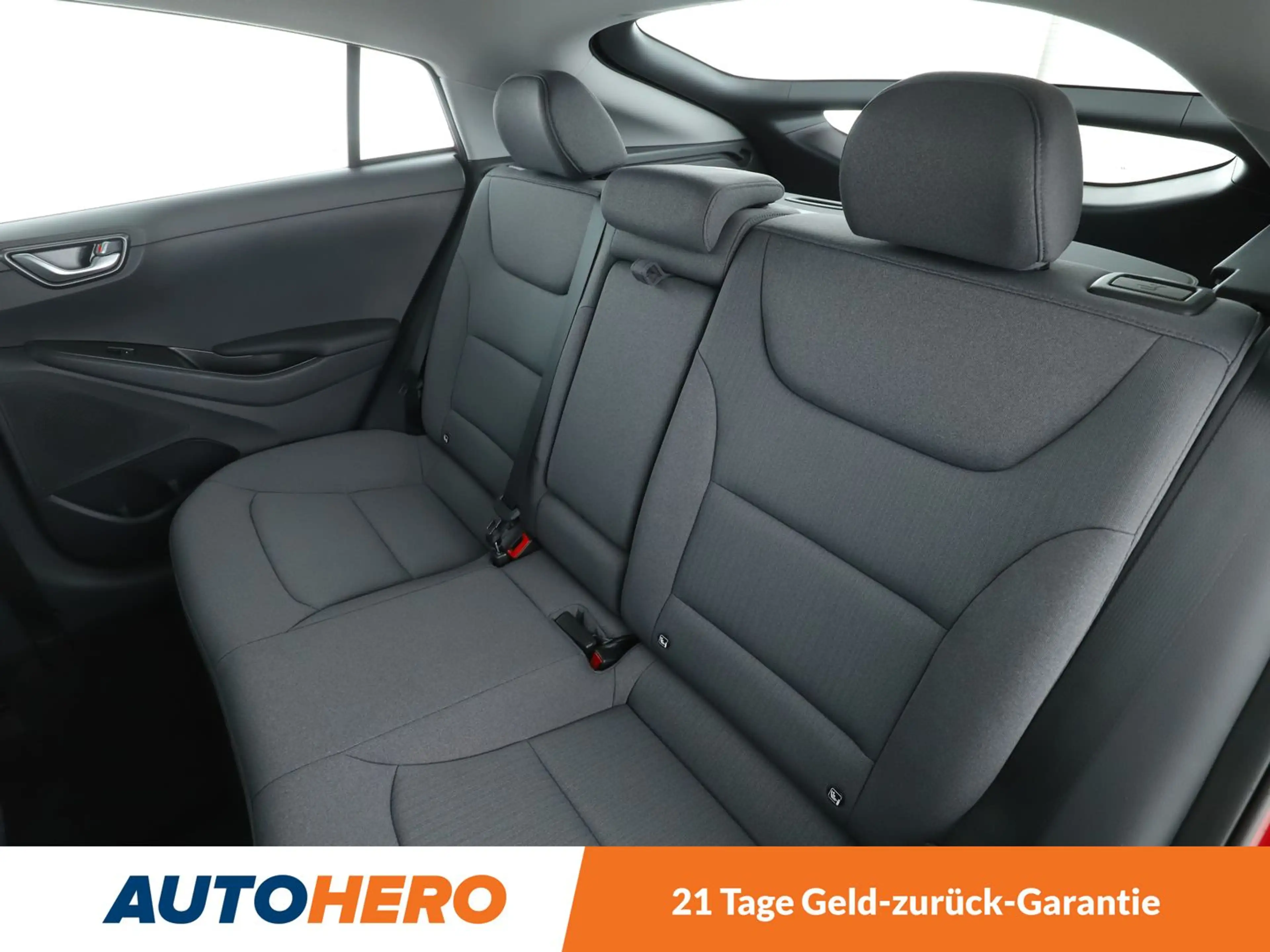 Hyundai IONIQ 1.6 Hybrid Aut.*CARPLAY*TEMPO*PDC*KLIMA* — photo 14