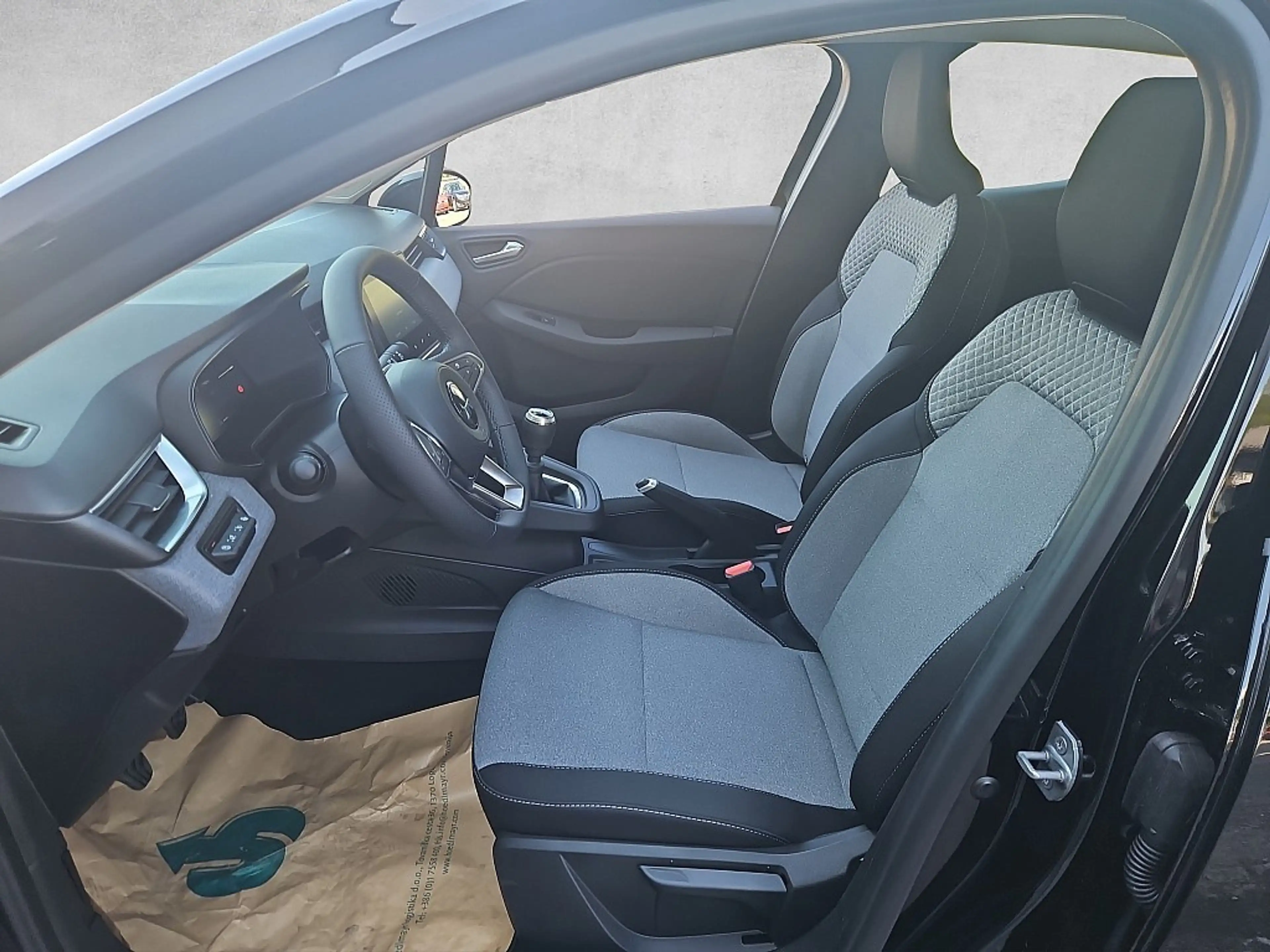 Mitsubishi Colt 1,0 MPI-T Invite ab € 15.750,- — photo 11
