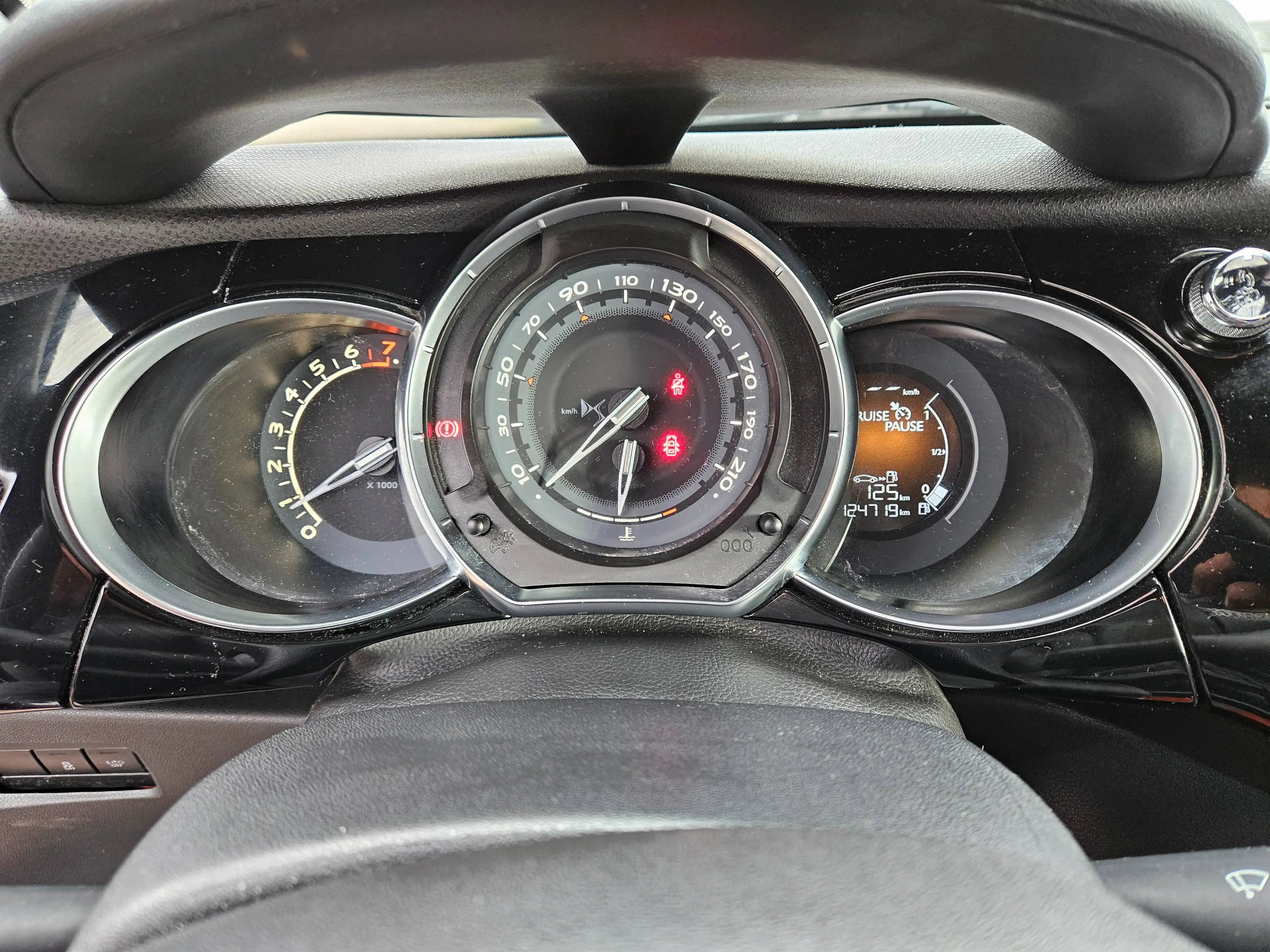 Citroen DS3 Sport Chic*TÜV Neu*Kamera*Klima*Sitzheizung — photo 10