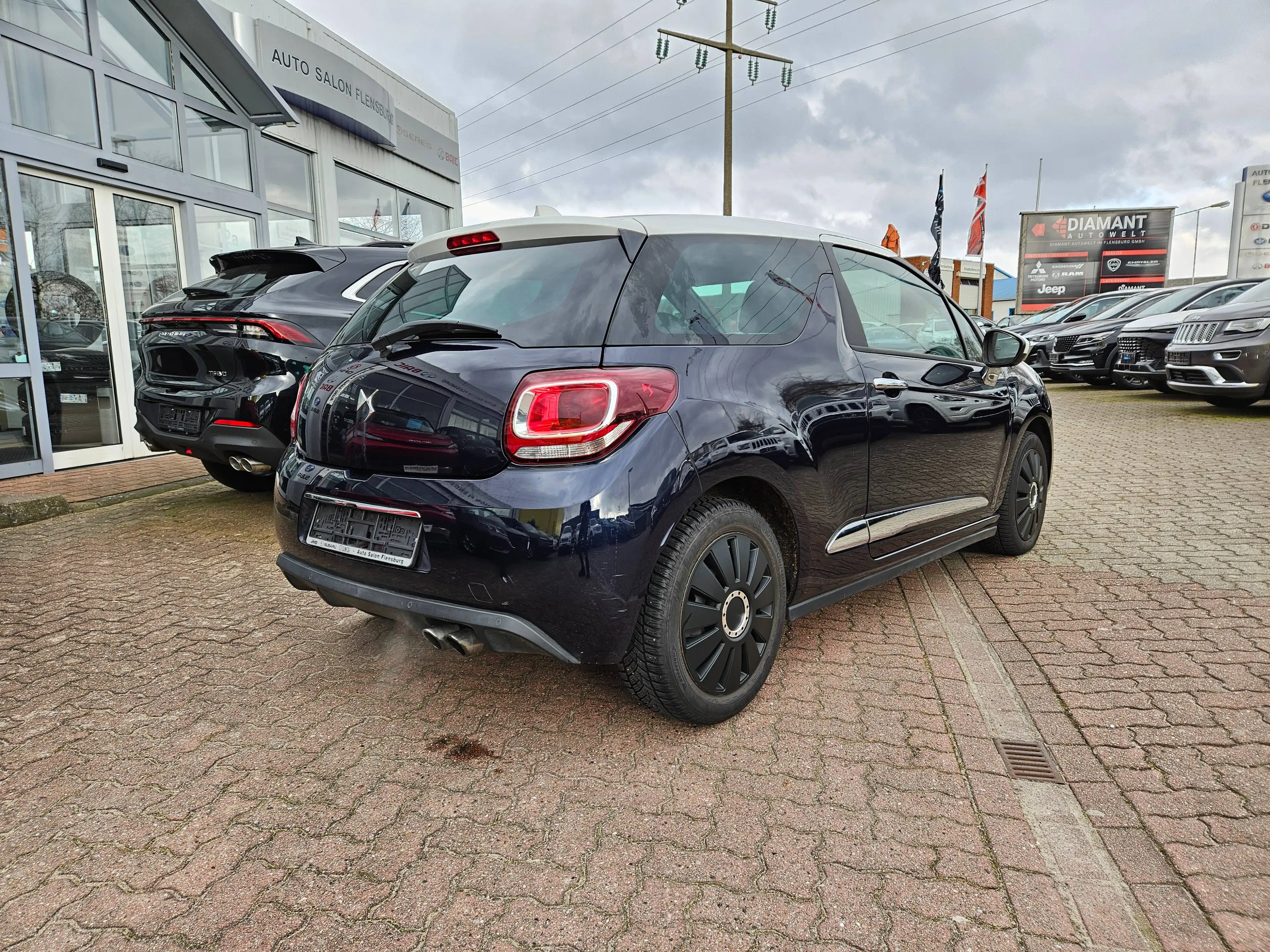 Citroen DS3 Sport Chic*TÜV Neu*Kamera*Klima*Sitzheizung — photo 5