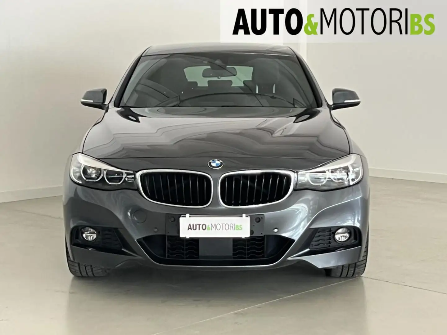 BMW 320 iA xDrive Gran Turismo Msport Gris - 2