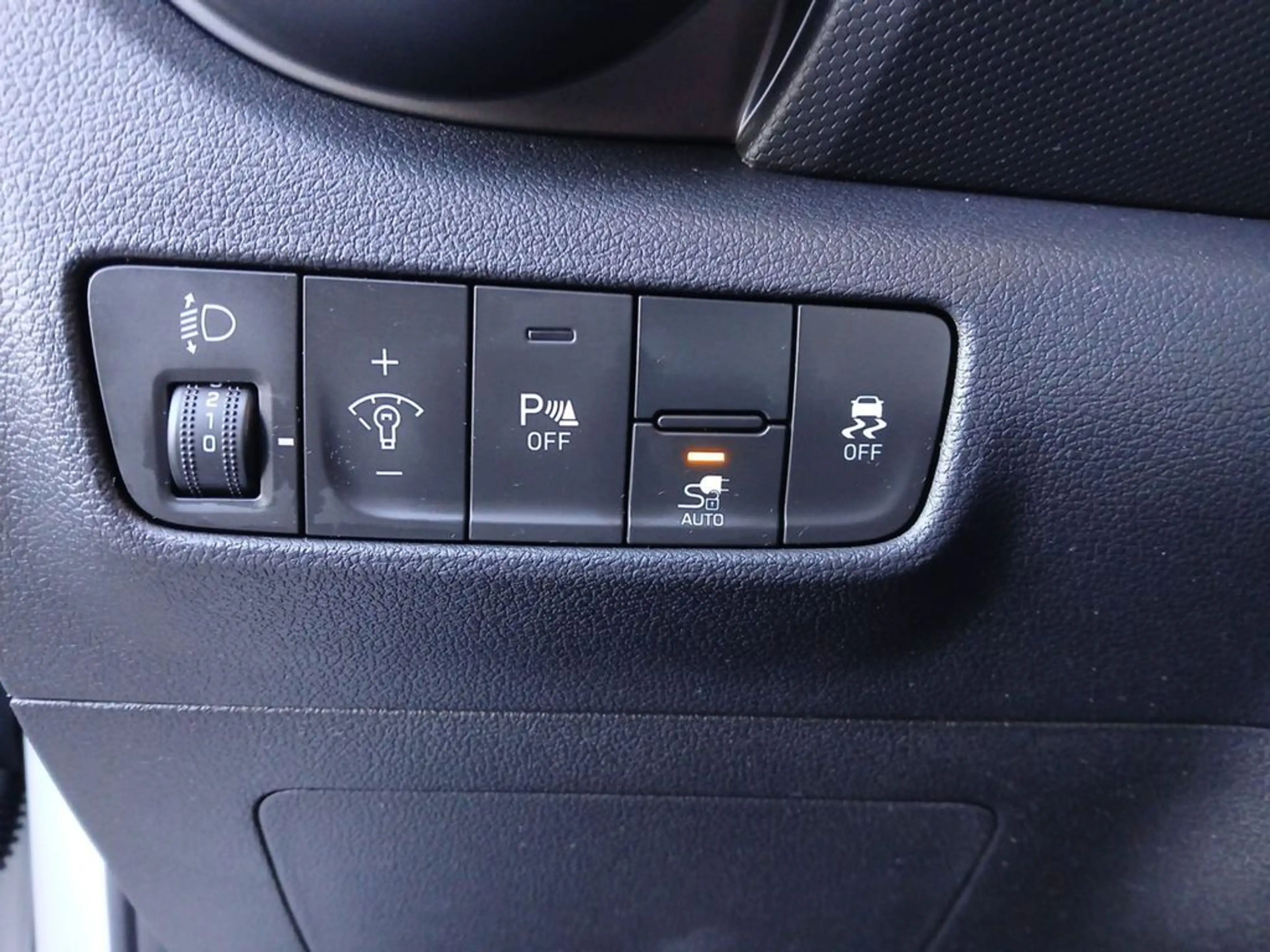 Hyundai KONA KONA 30+ Elektro — photo 11