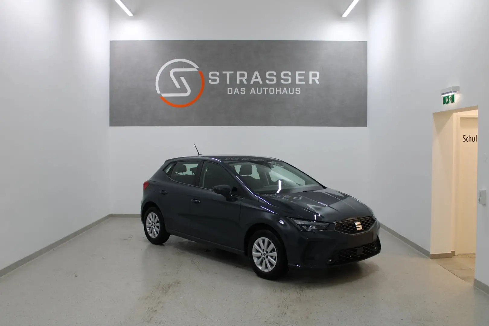 SEAT Ibiza Reference 1.0 TSI 95PS Blau - 1