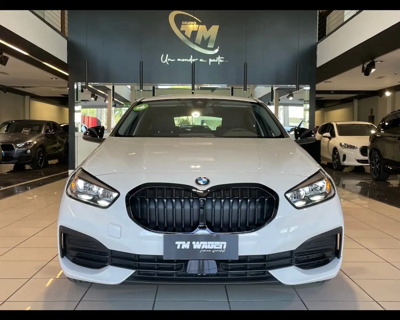 BMW 116 Serie 1 (F40) - 116i 5p. 110CV 2024 *KM 0* Bianco - 2