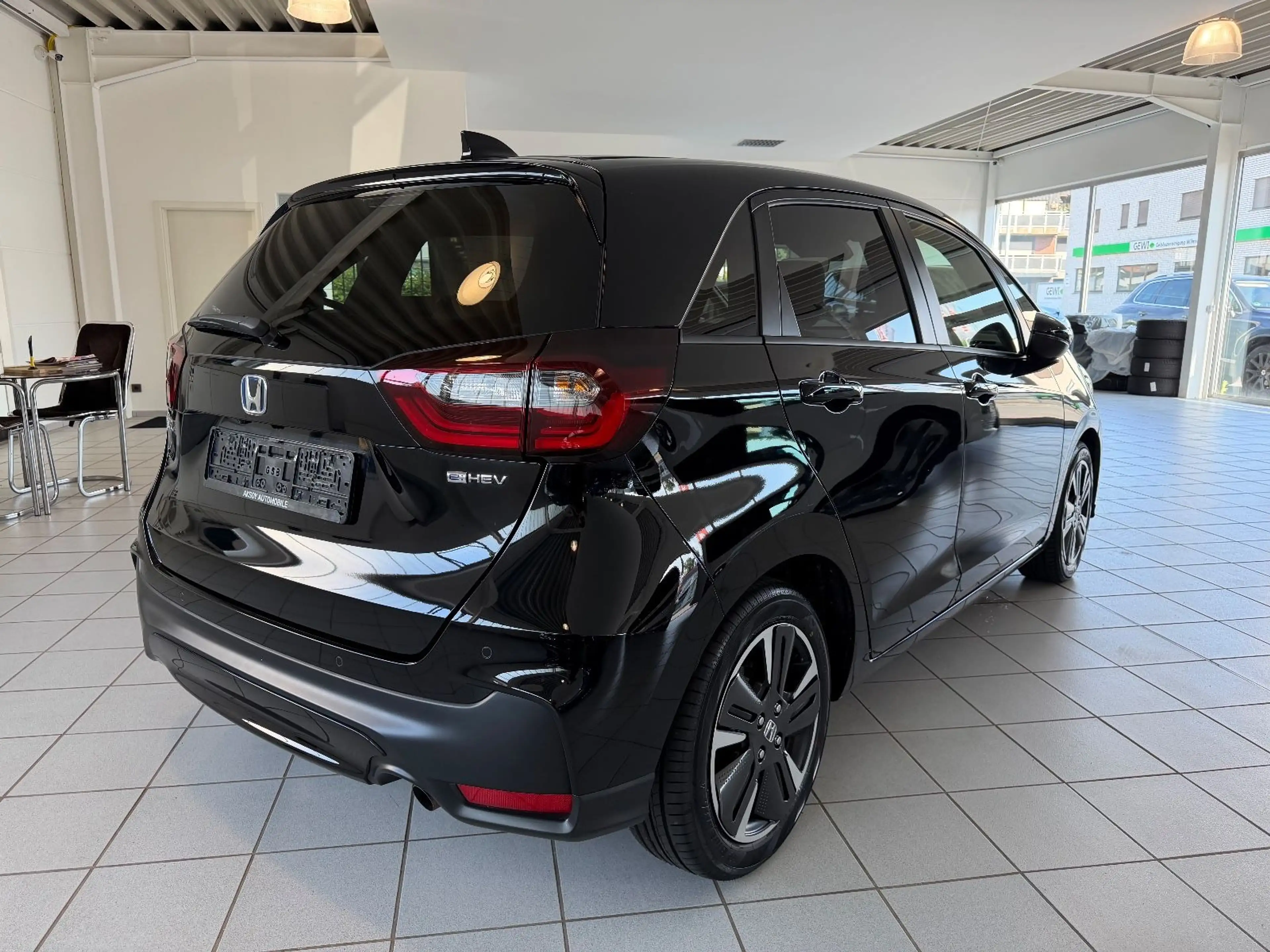 Honda Jazz 1.5 i-MMD Hybrid Advance — photo 5