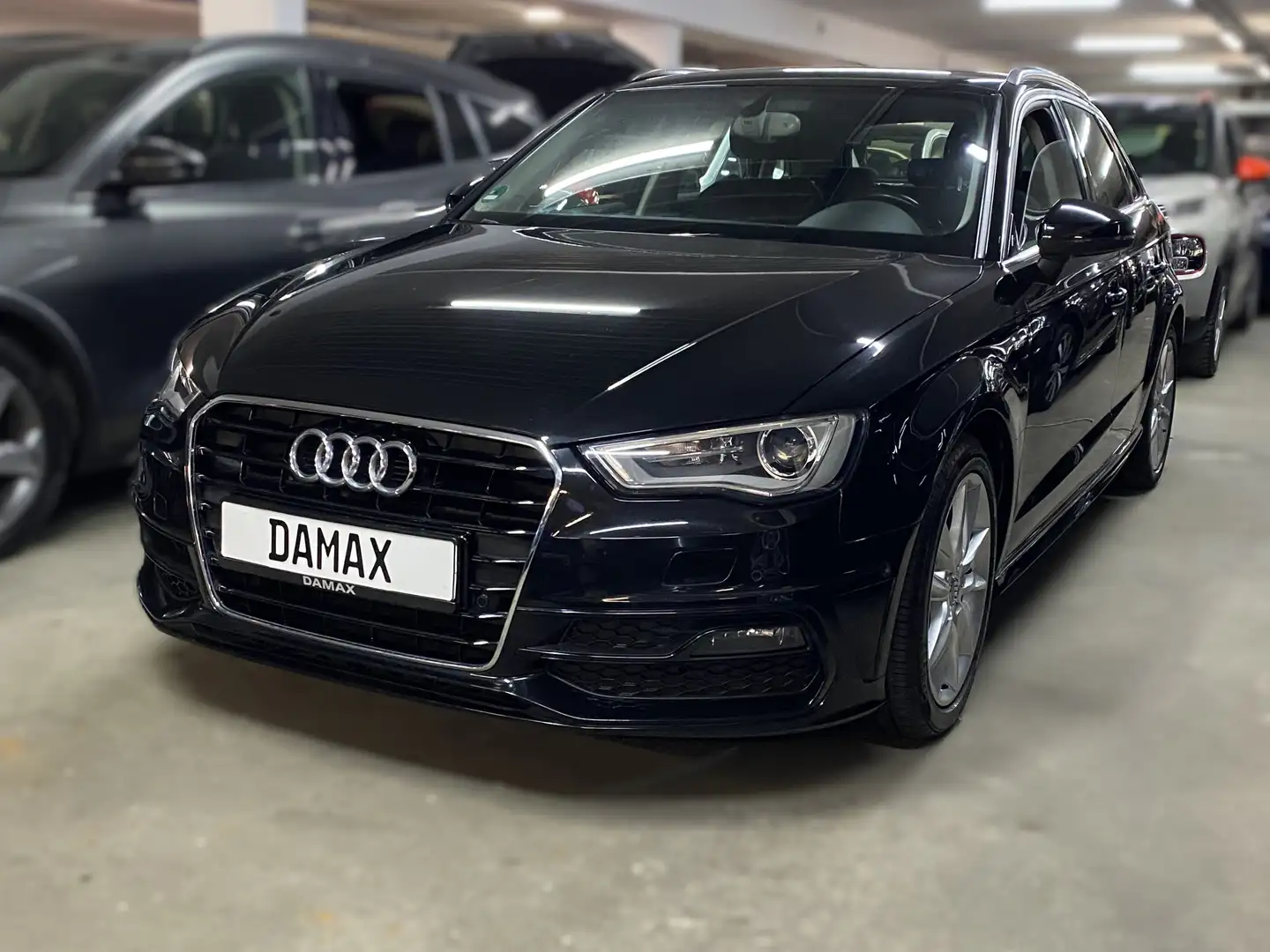 Audi A3 S Line ambition ultra*XENON*TEMPOMAT Zwart - 1