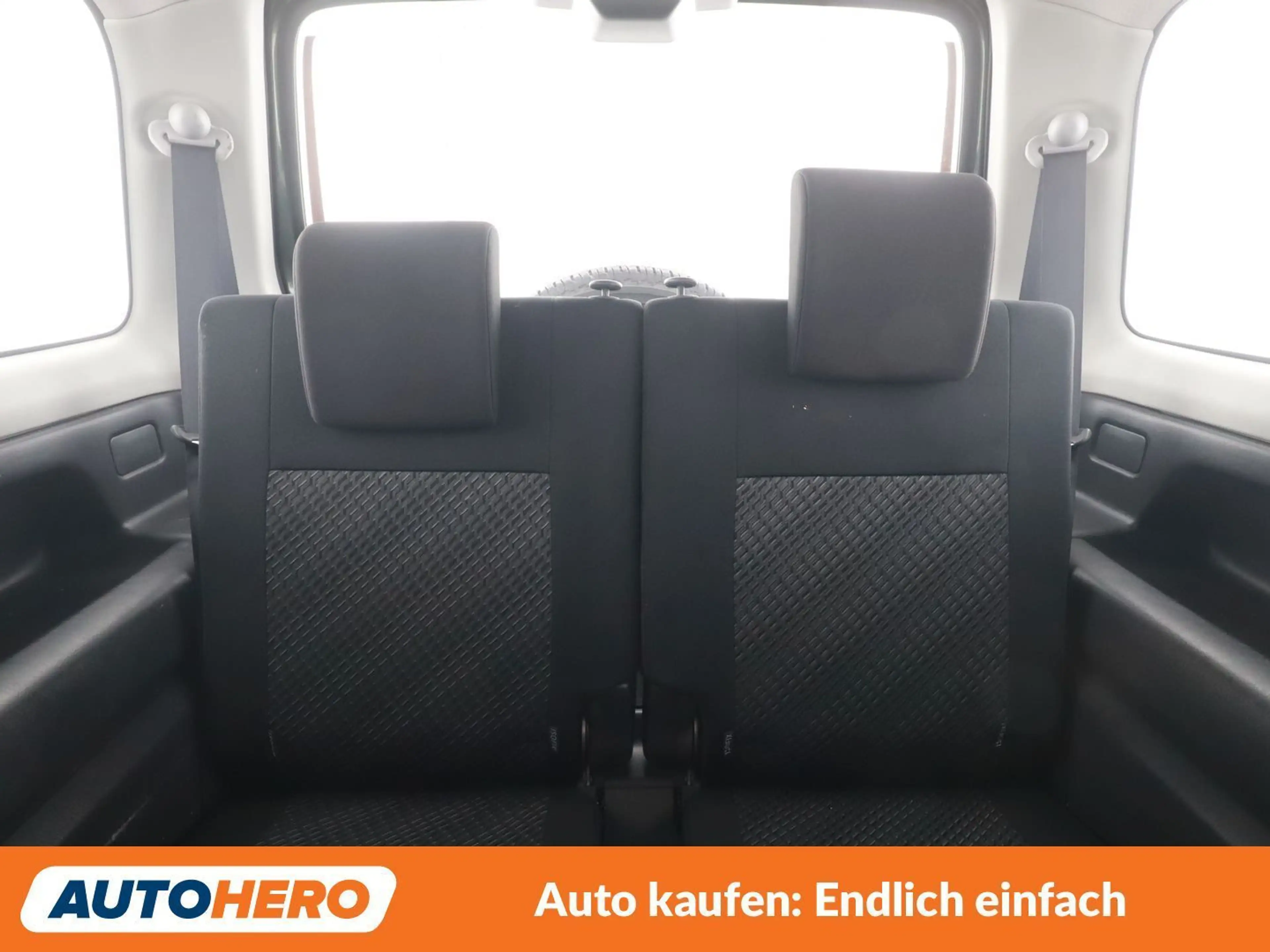 Suzuki Jimny 1.3 Basic — photo 15