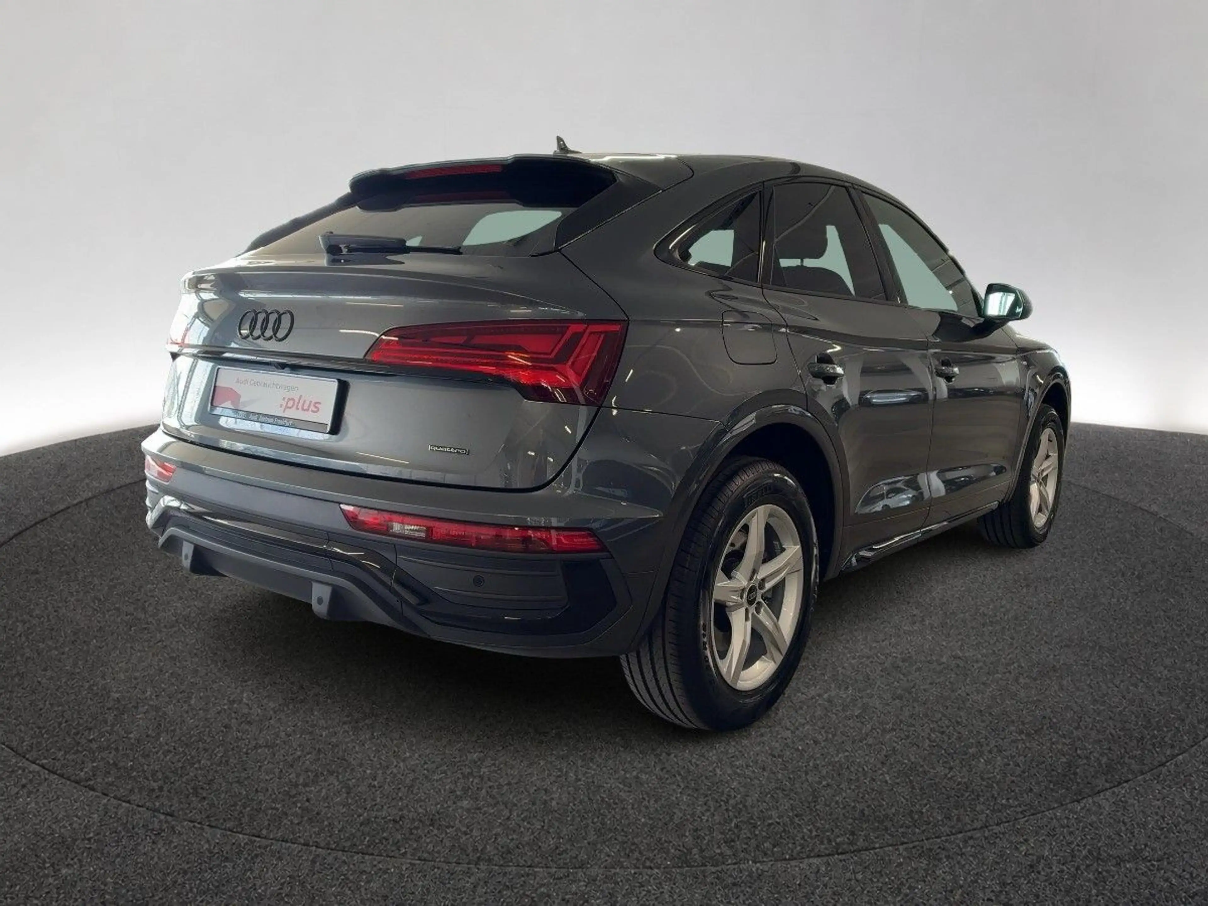 Audi Q5 40 TFSI quattro S tronic S line ACC — photo 4