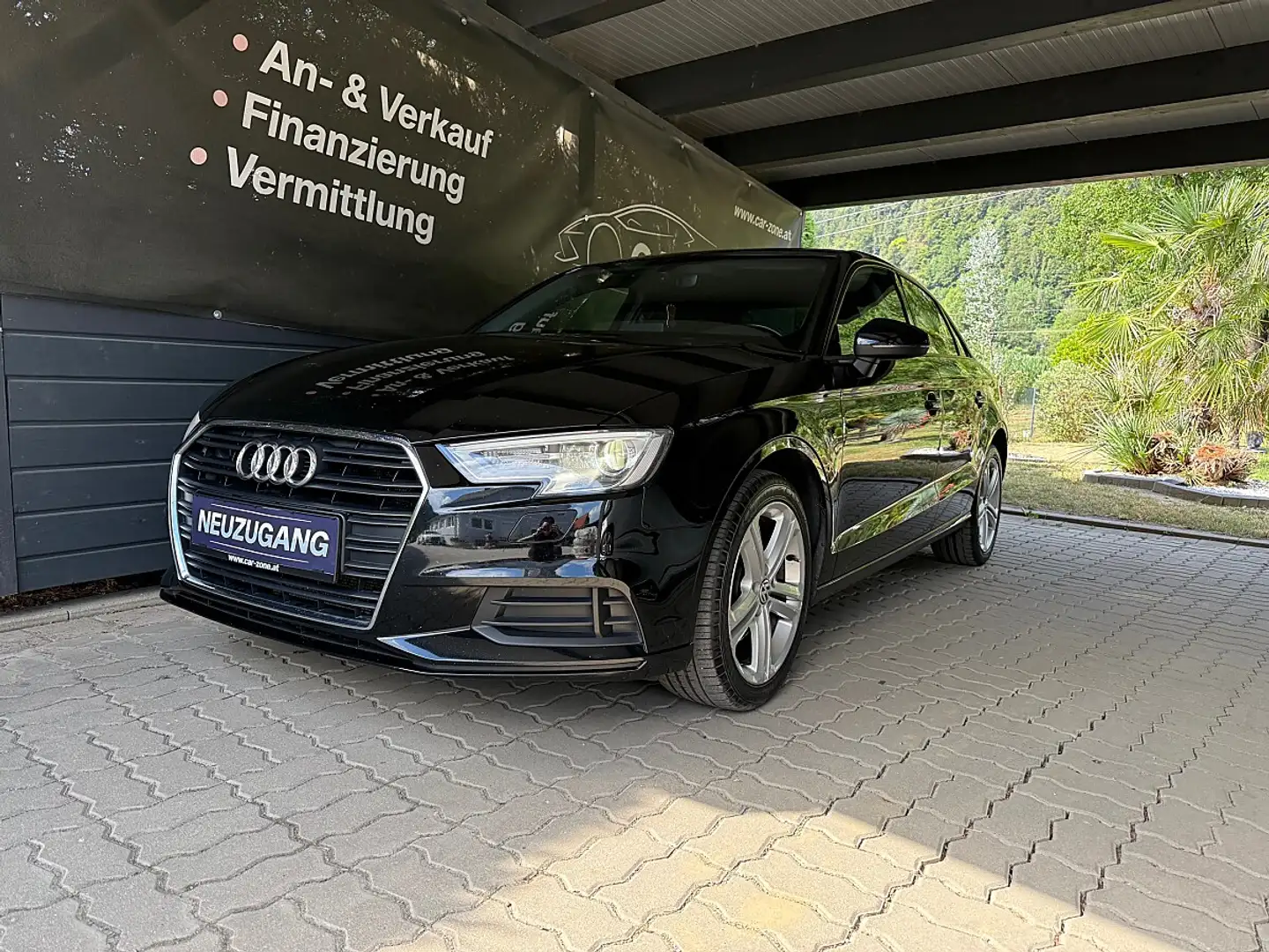 Audi A3 Limousine 30 TFSI *NEUES PICKERL*Sitzheizung*PD... Schwarz - 1