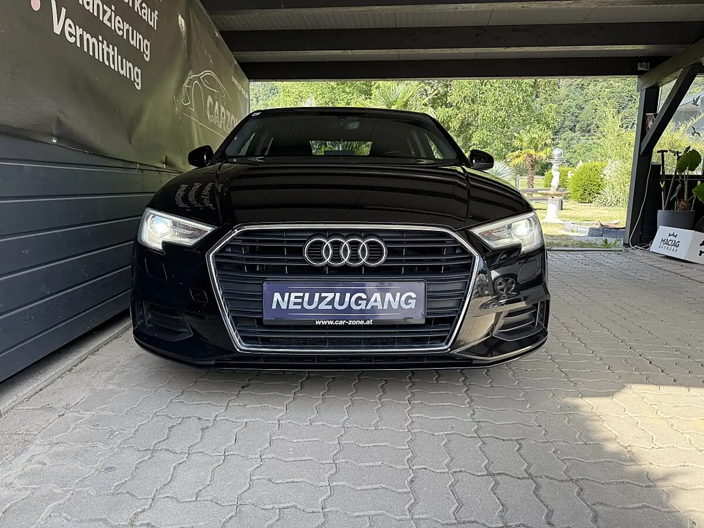 Audi A3 Limousine 30 TFSI *NEUES PICKERL*Sitzheizung*PD... Schwarz - 2