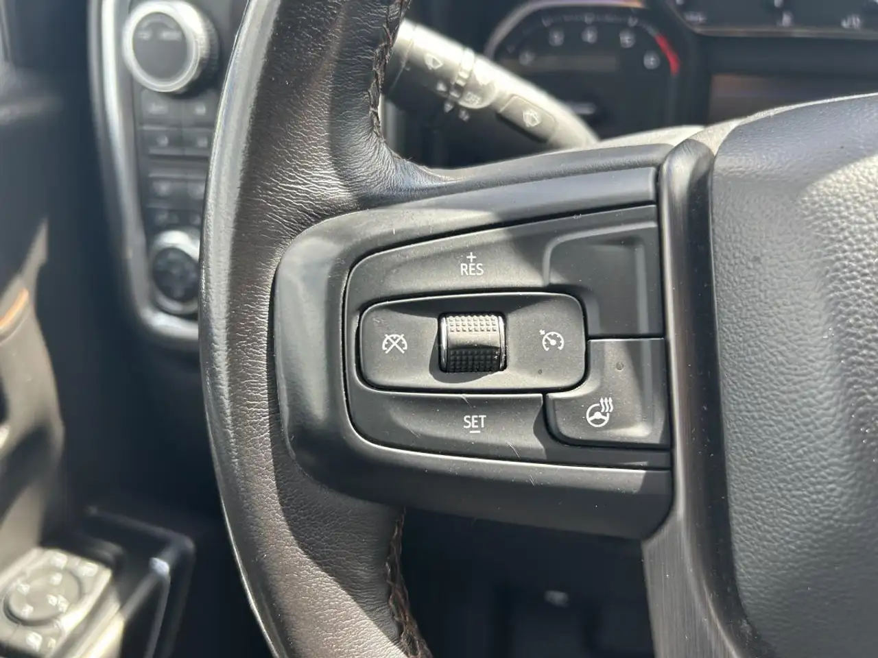 GMC 1500 снимка GMC 1500