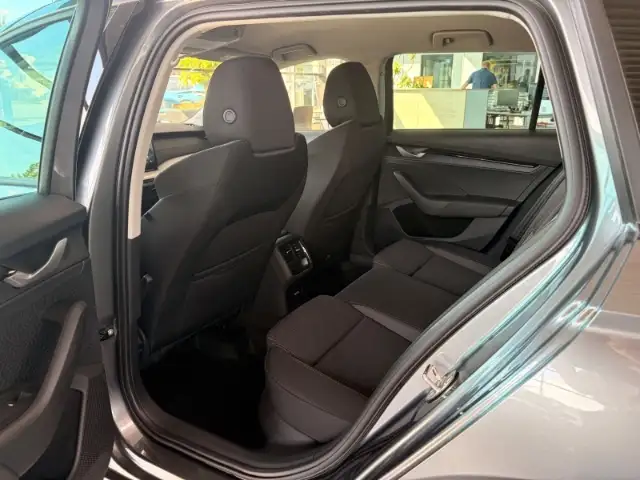 Skoda Octavia view 14