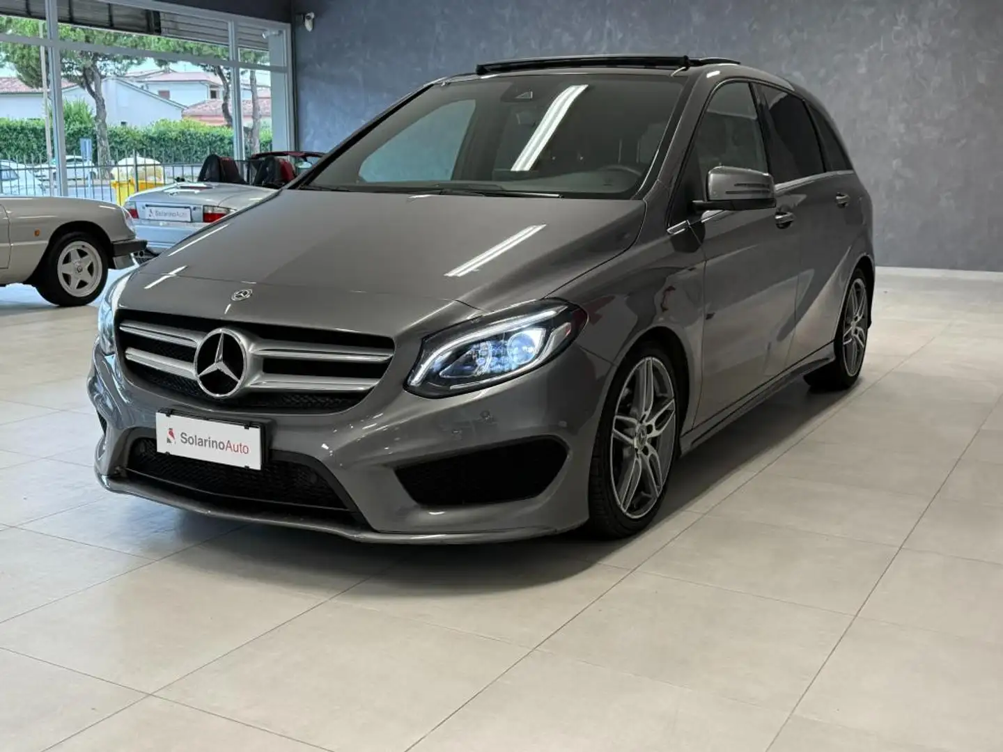 Mercedes-Benz B 180 B 180 d (cdi) Premium auto FL E6 Szürke - 2