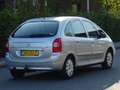 Citroen Xsara Picasso 2.0i-16V AUTOMAAT NAVI/PDC/APK 09-2026 Gris - thumbnail 3