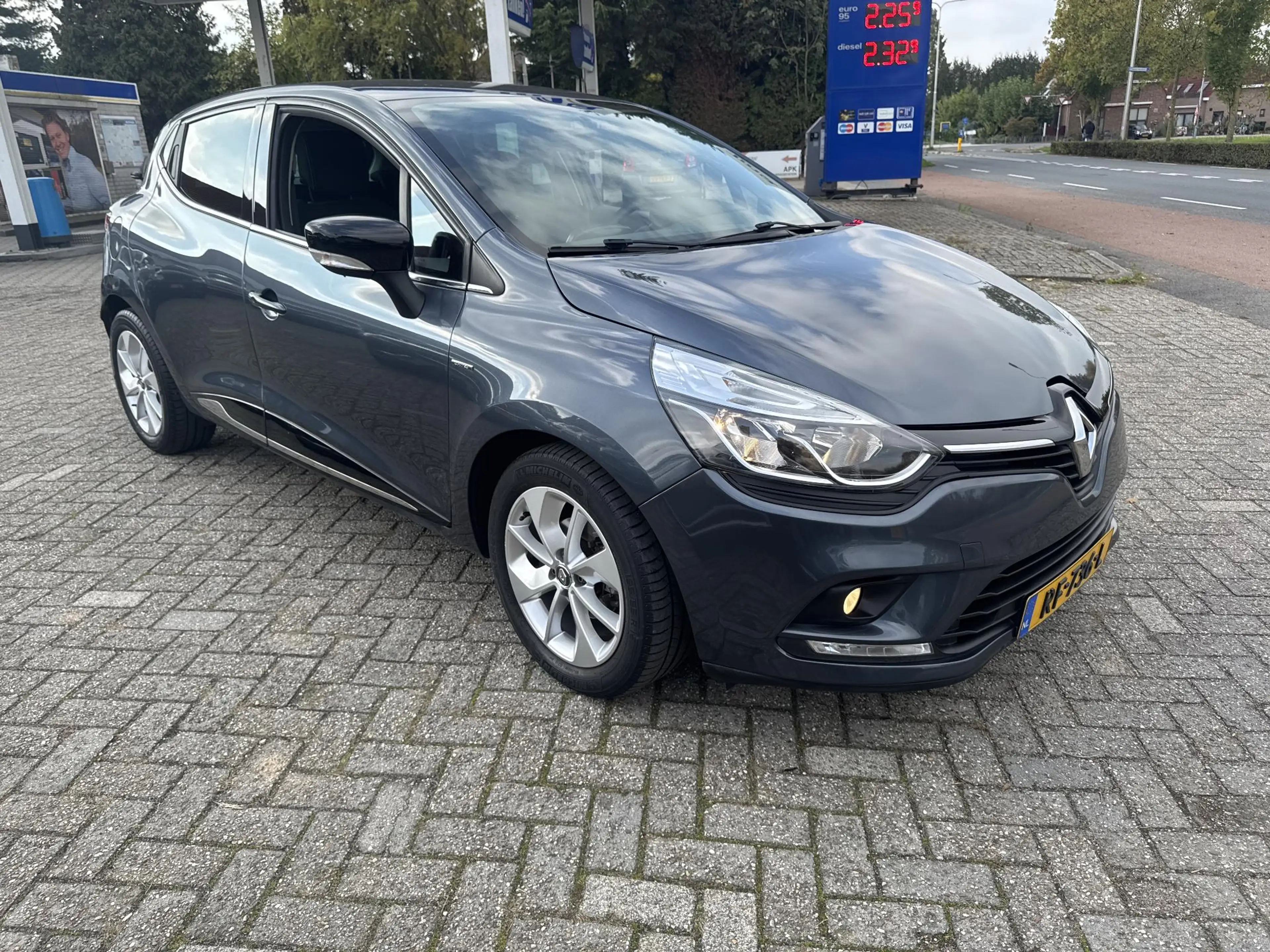 Renault Clio 0.9 TCe Limited — photo 7