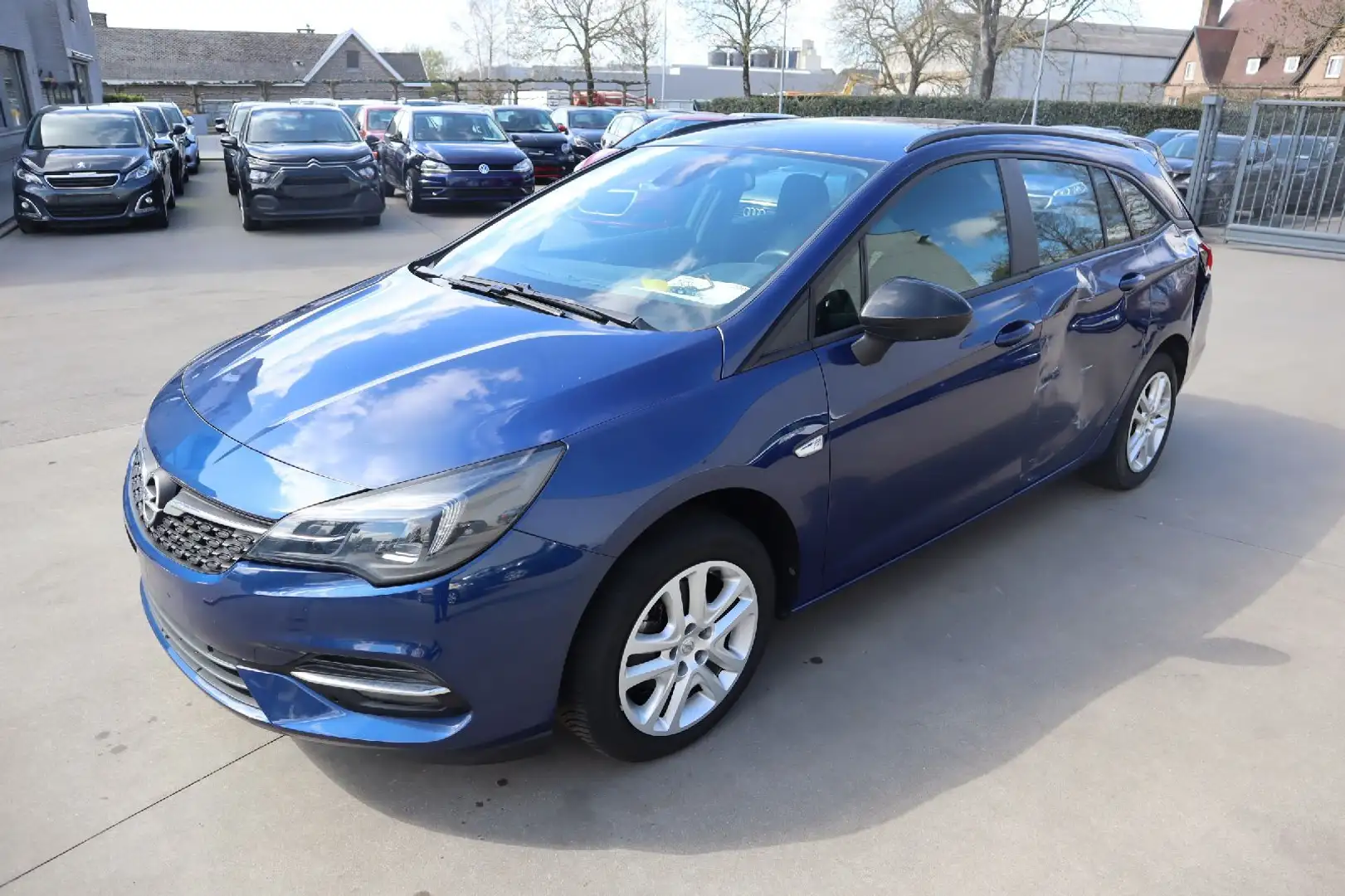 Opel Astra 1.2 Benz Azul - 1