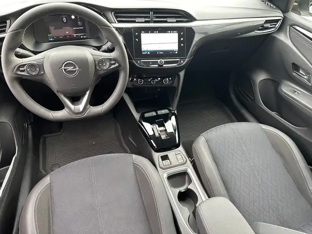 Opel Corsa view 12