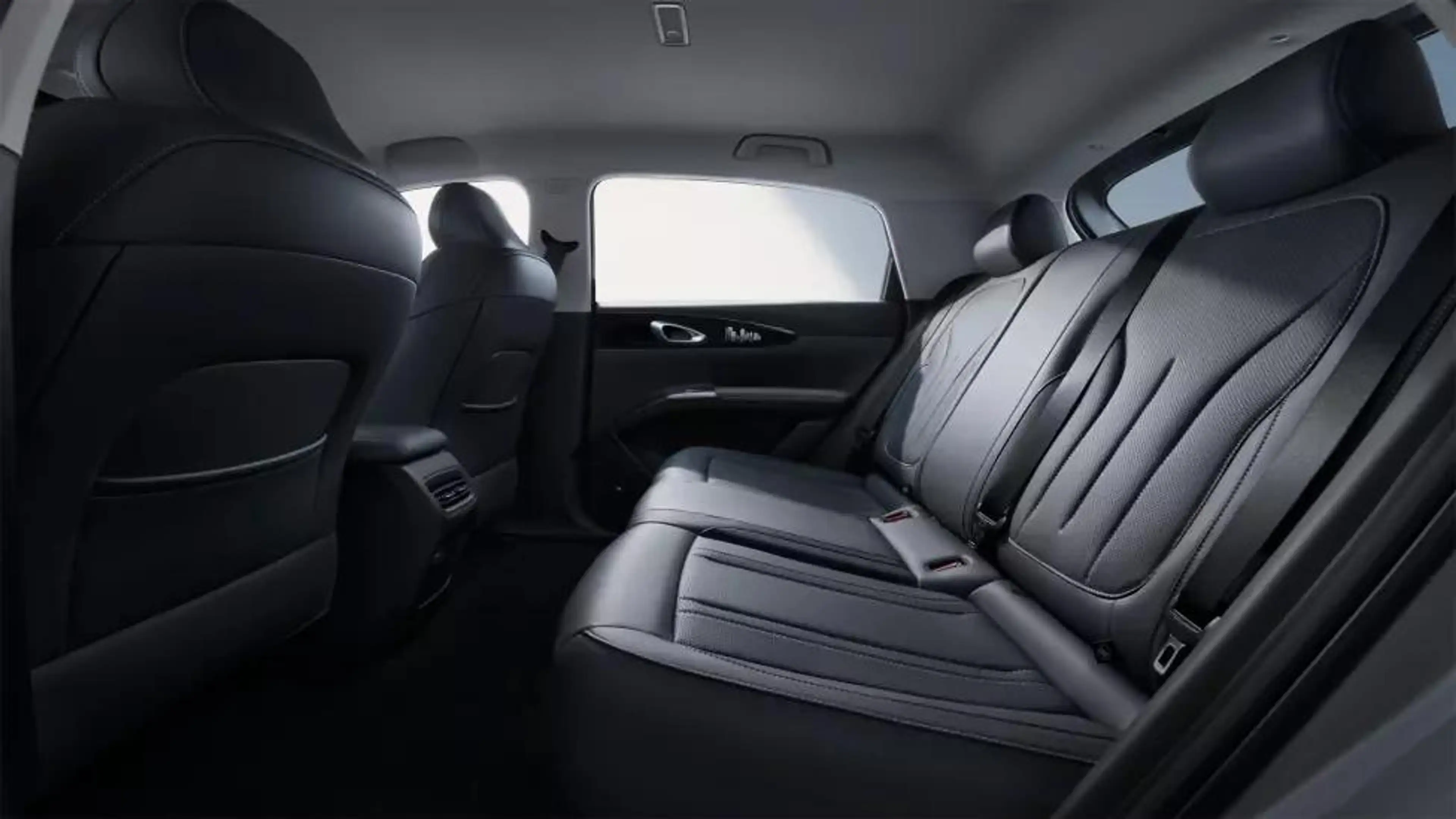 Geely Others E2 Pro 35 kWh | 252km WLTP | Camera | Park assist — photo 4