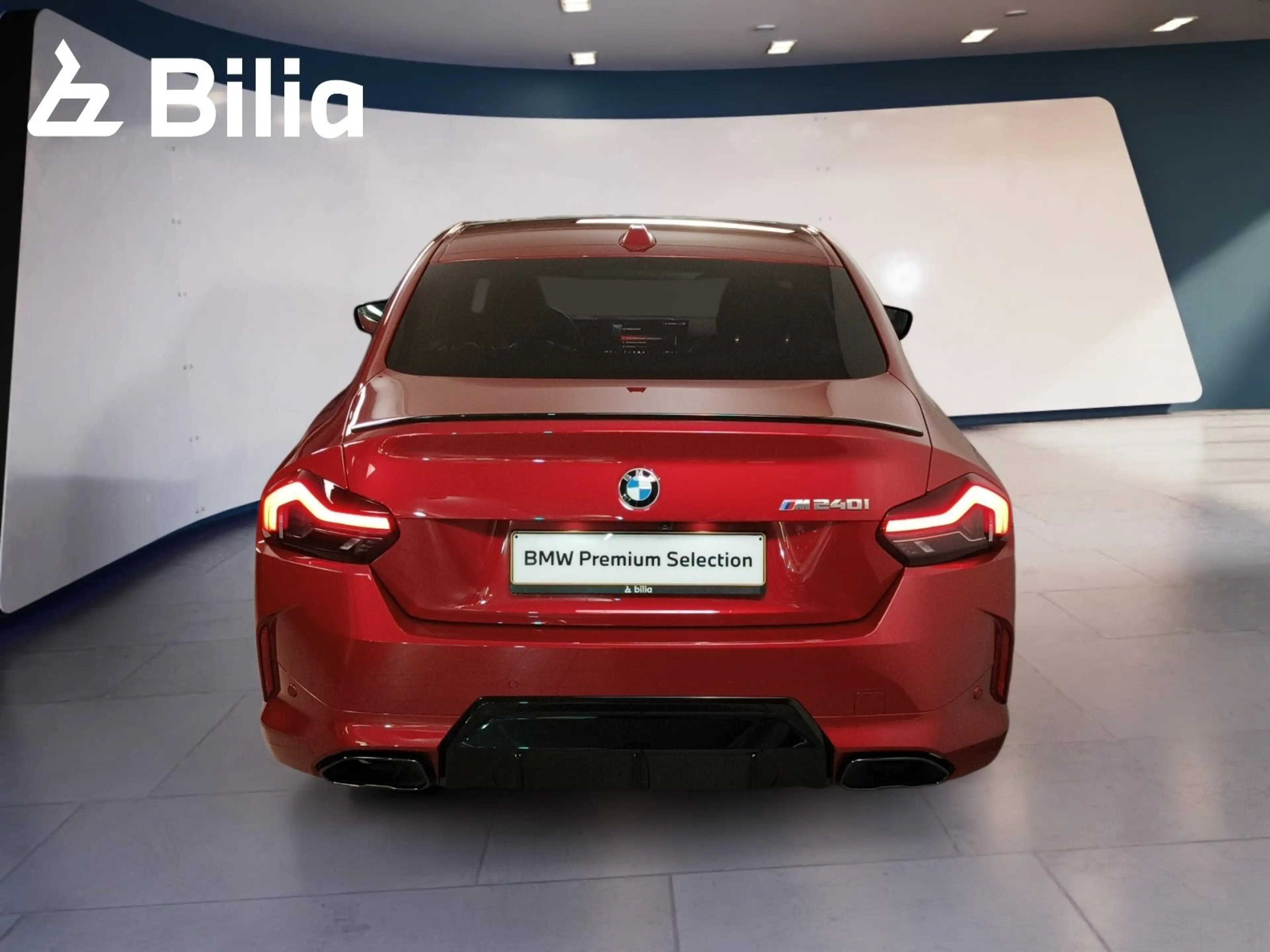 BMW 240 M240i xDrive — photo 3