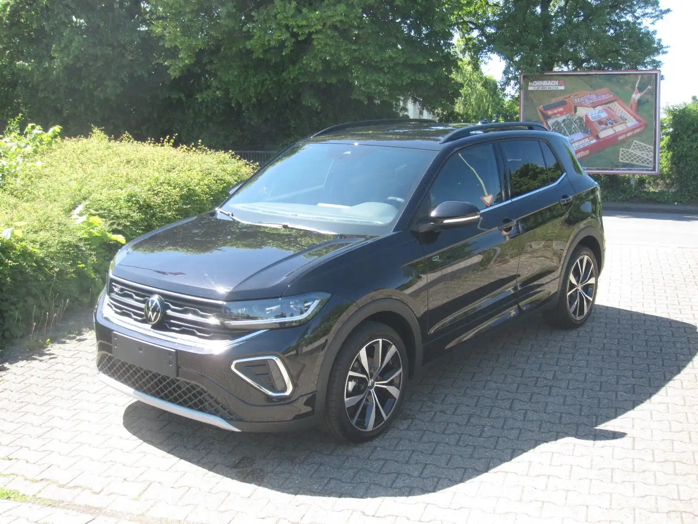 Volkswagen T-Cross 1.0 TSI OPF DSG R-Line LIMITED 5-t. Schwarz - 2