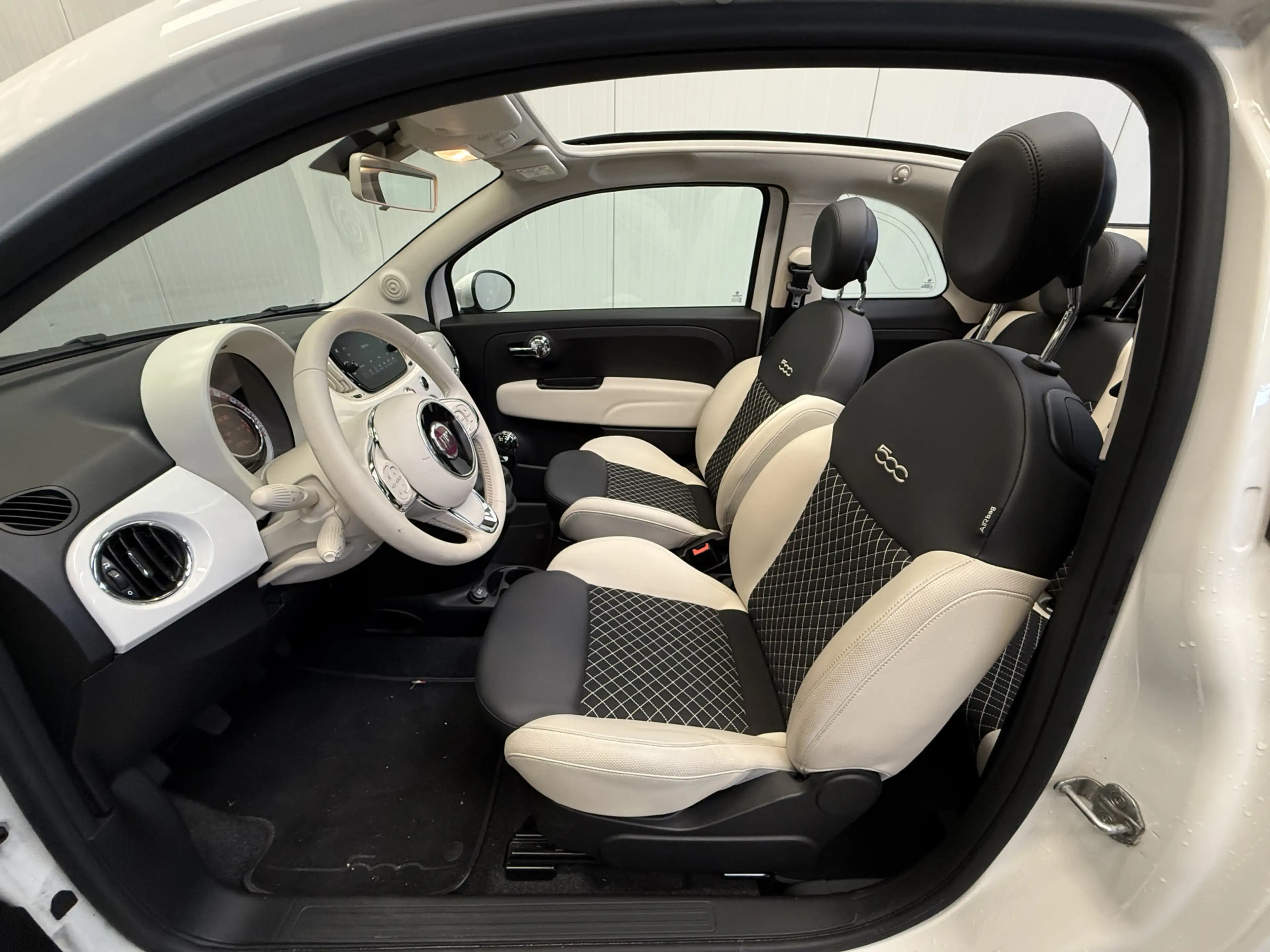 Fiat 500C 1.0 Hybrid Dolcevita AIRCO/ECC-SPORT INT-LEDER-NAV — photo 40