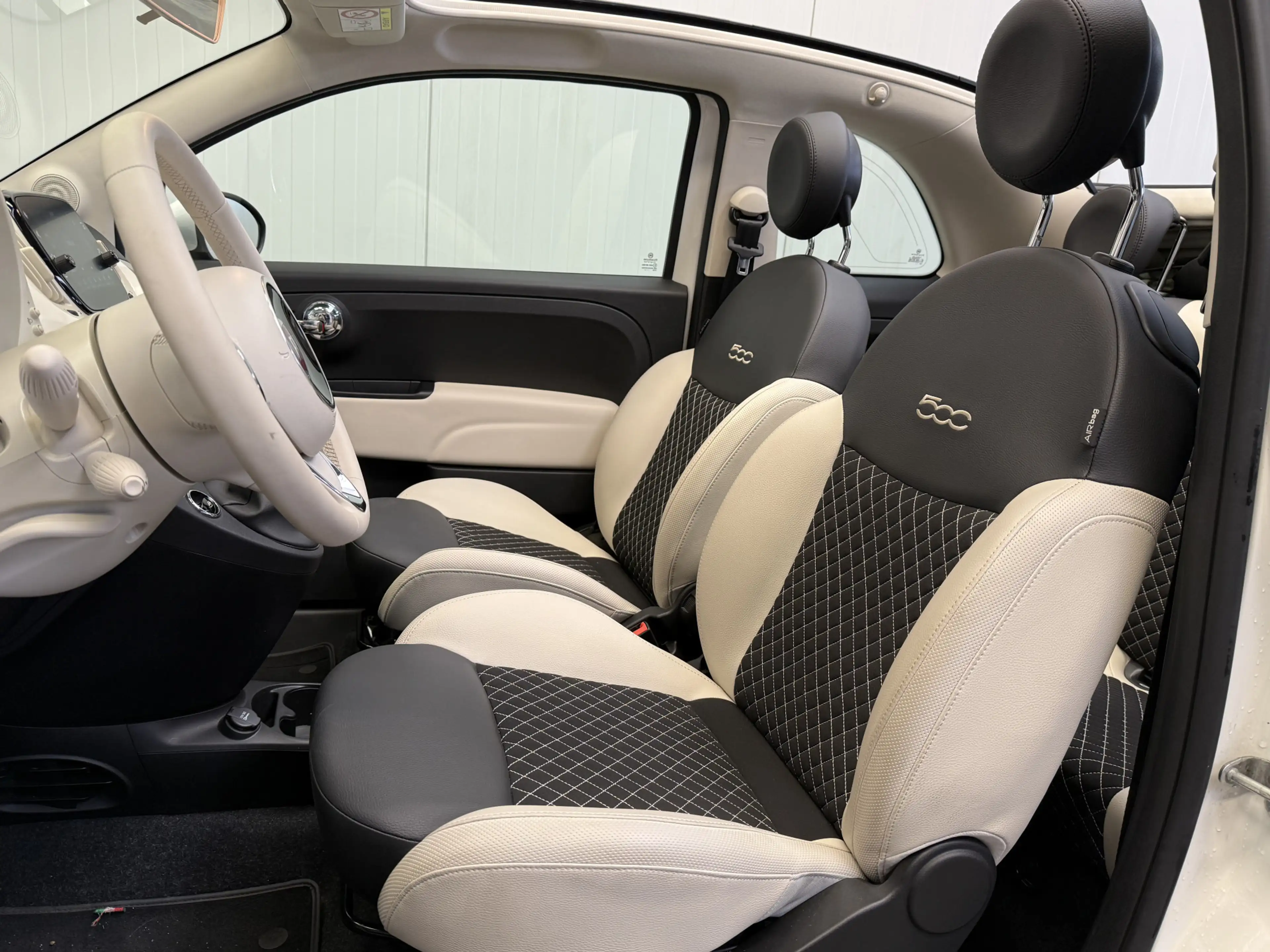Fiat 500C 1.0 Hybrid Dolcevita AIRCO/ECC-SPORT INT-LEDER-NAV — photo 37