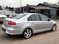 SEAT Toledo 1.6 TDi Navi+SHZ+Tempomat+Freisprecheinr. Silber - thumbnail 3