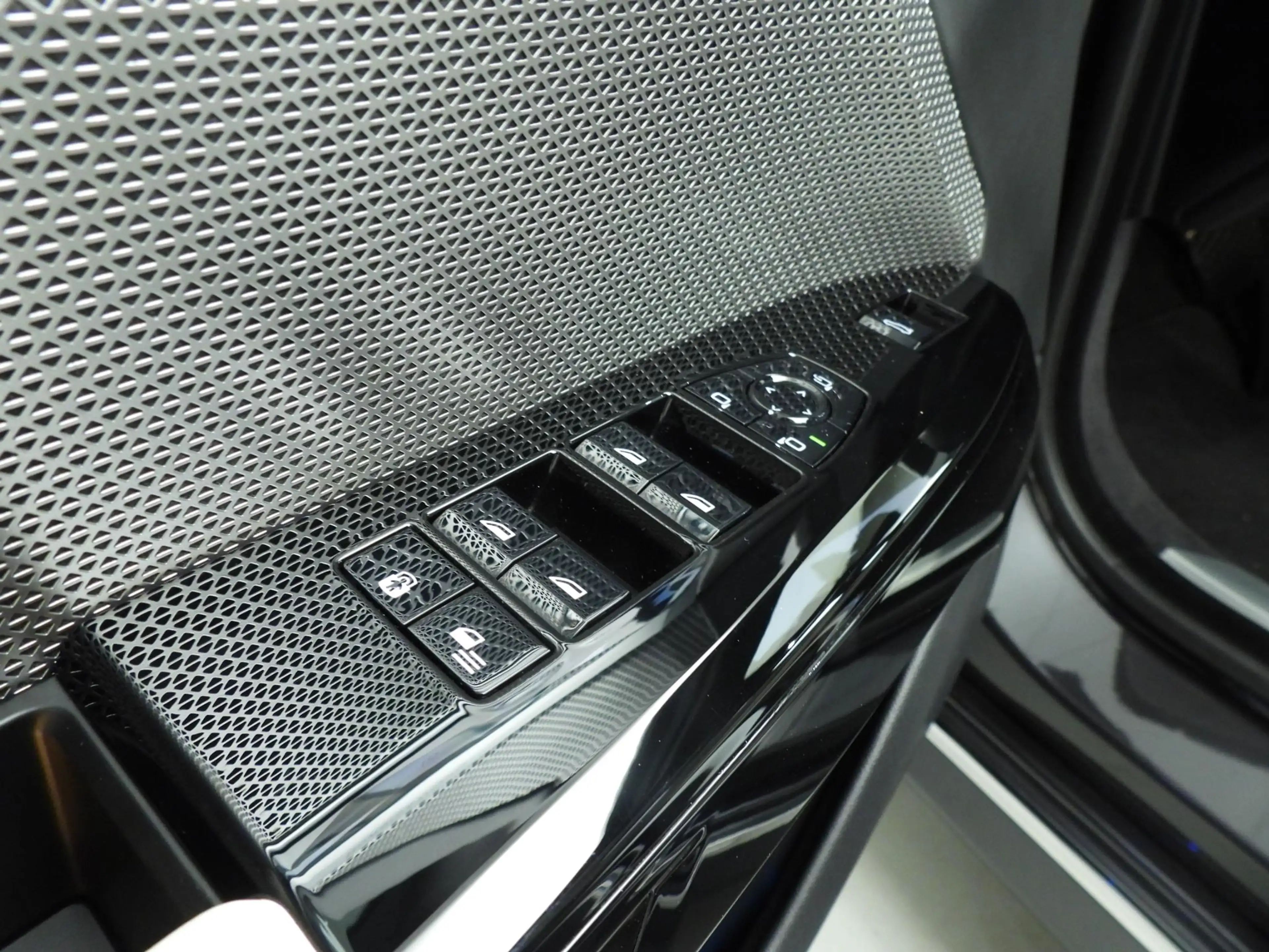 BMW 750 7-serie 750e xDrive | LED | Leder | HUD | Active c — photo 15