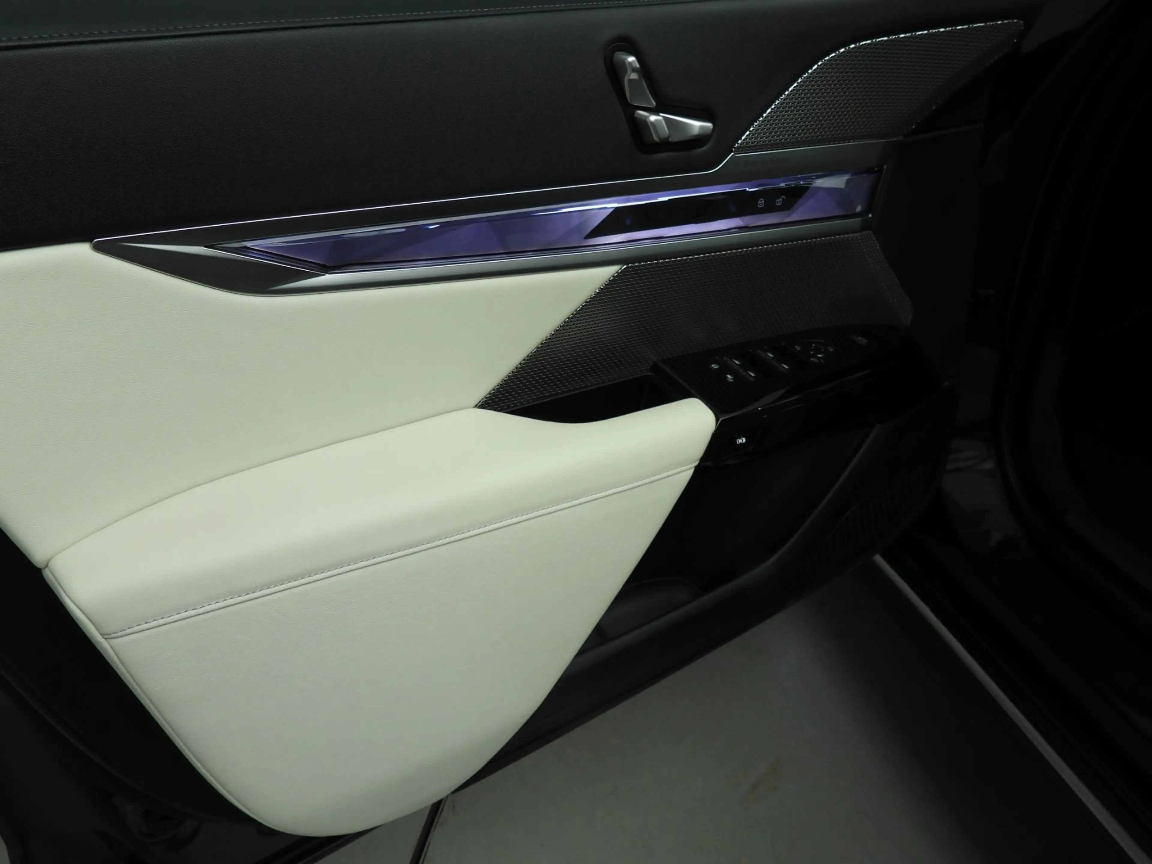 BMW 750 7-serie 750e xDrive | LED | Leder | HUD | Active c — photo 14