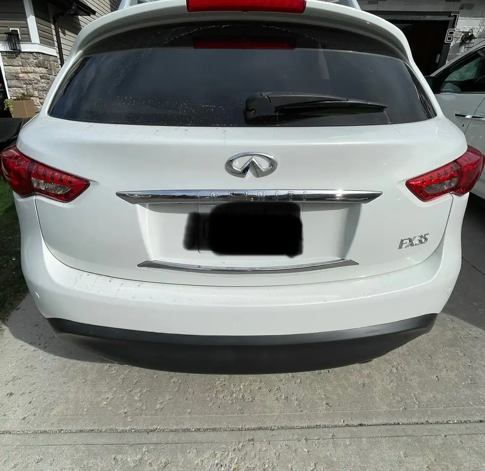 Infiniti FX снимка Infiniti FX