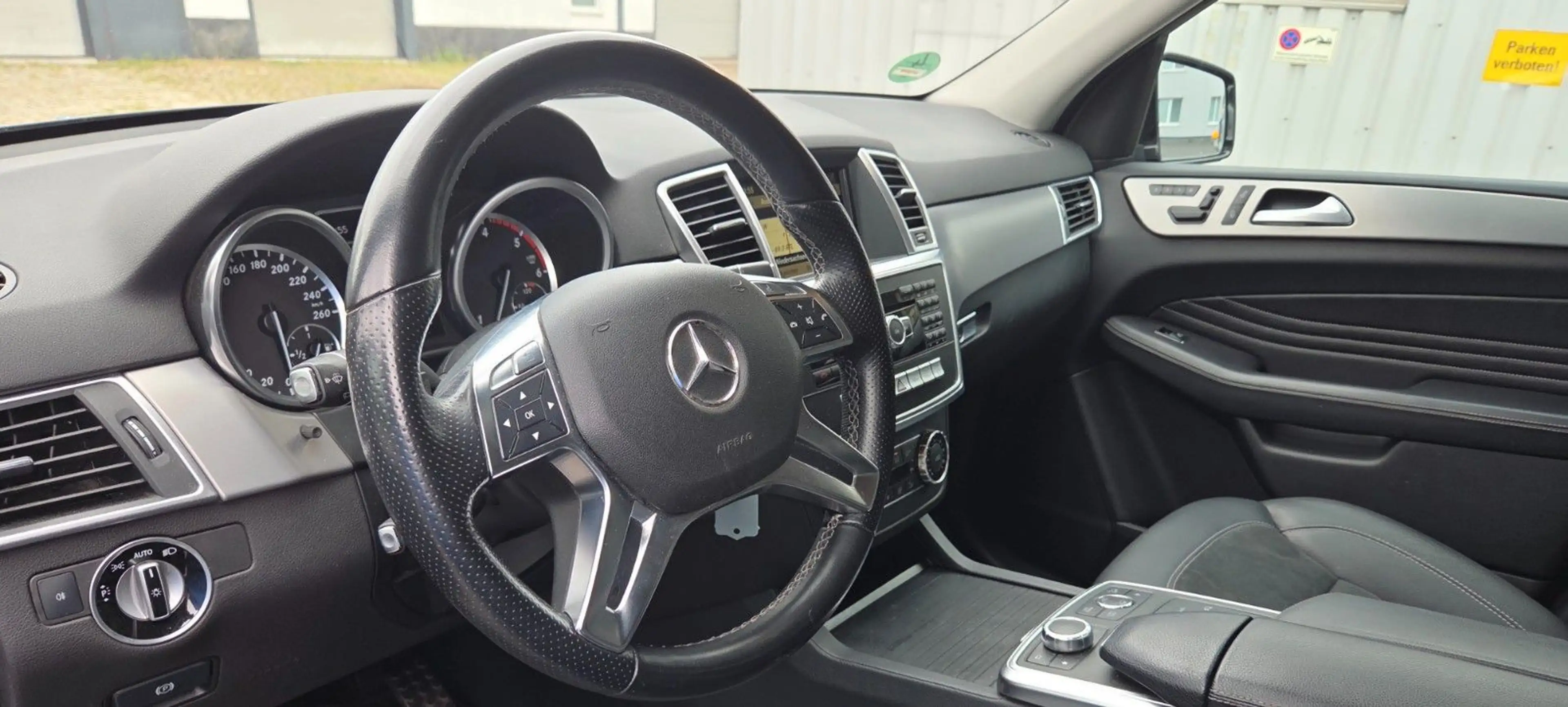 Mercedes-Benz ML 350 CDI BlueTec 4Matic On/Offroad ACC LED — photo 11