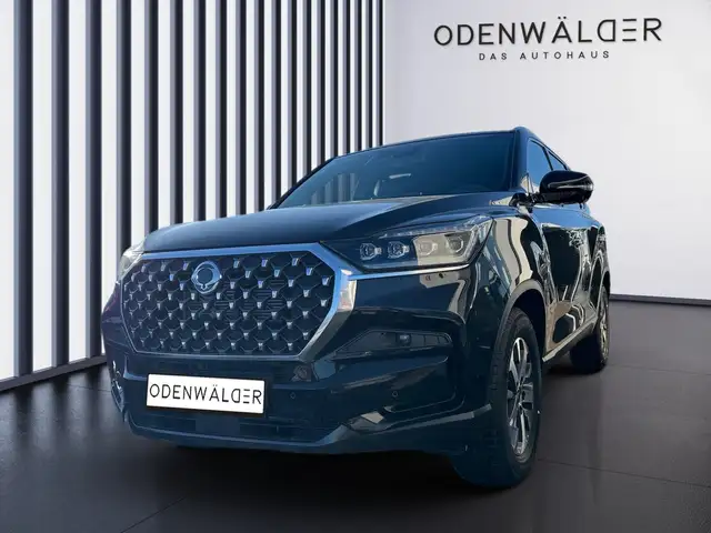 SsangYong Rexton 2.2 e-XDi Cristal Crystal LED+Navi+Kam.