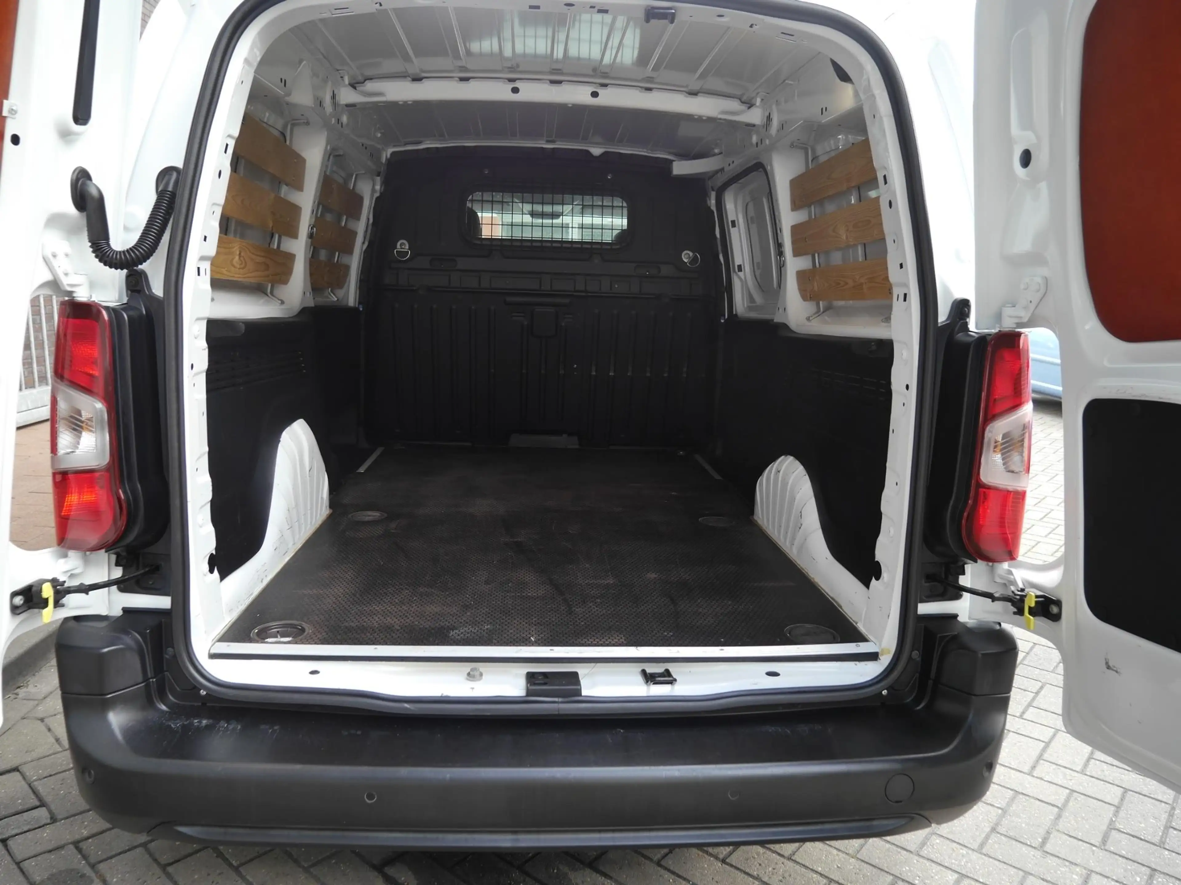Peugeot Partner 1.6 BlueHDI Premium Long | Marge auto | Airco | Cr — photo 9