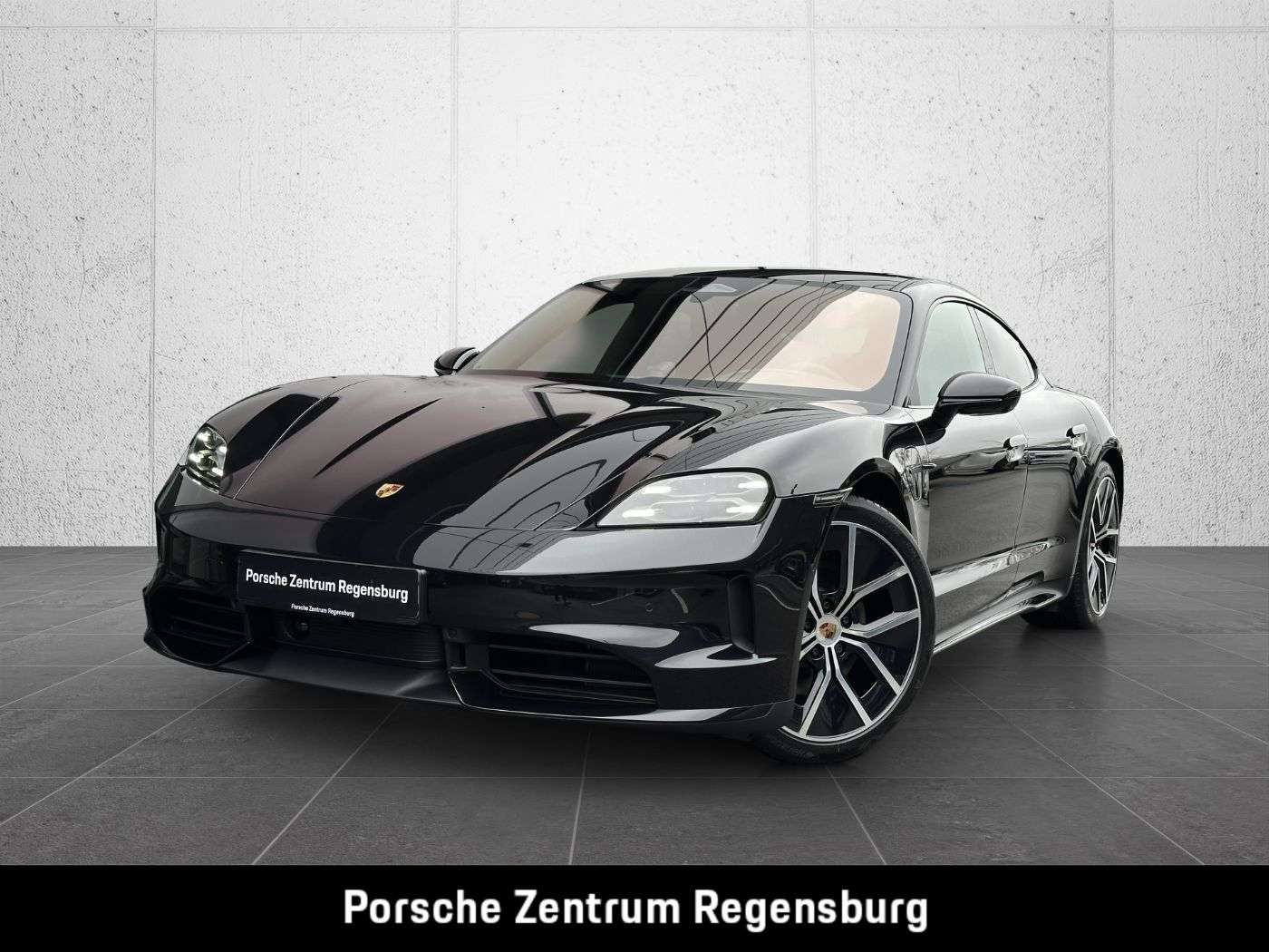 Second hand Porsche Taycan 