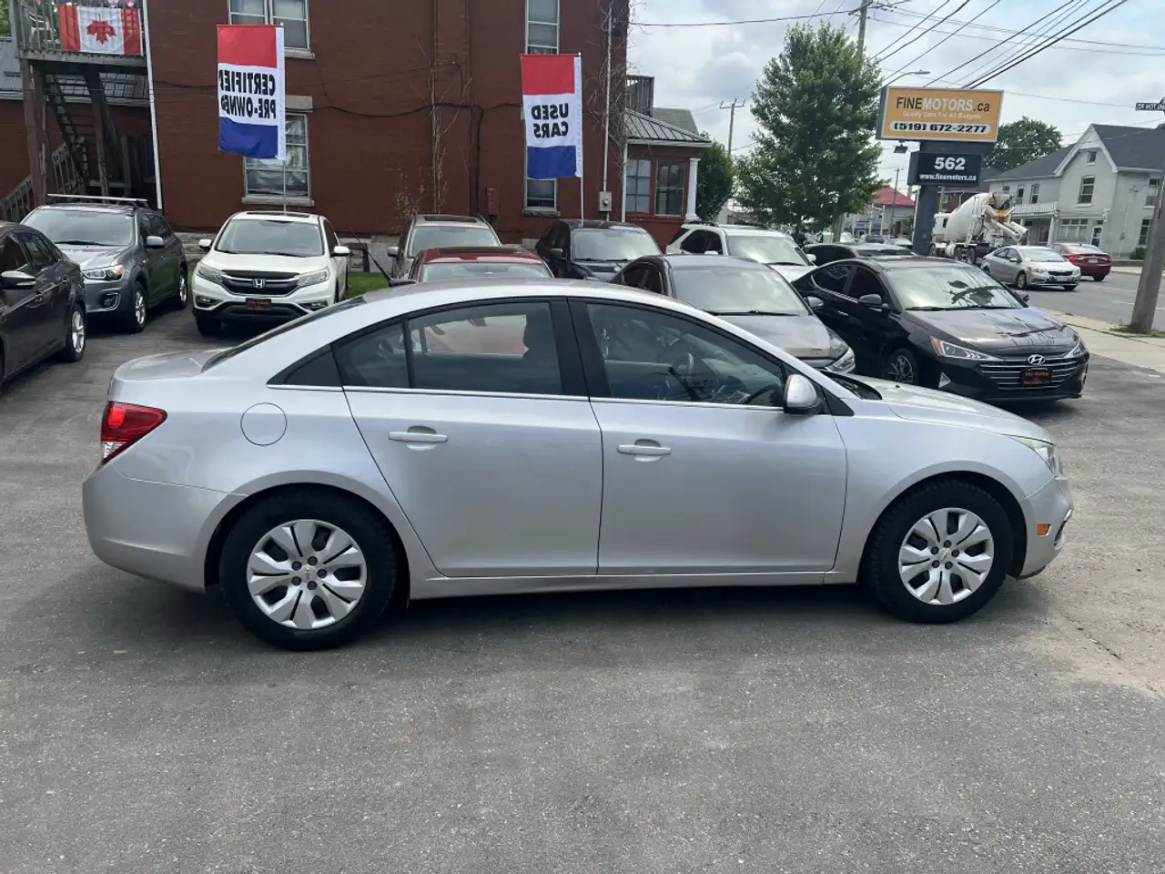 Chevrolet Cruze photo Chevrolet Cruze