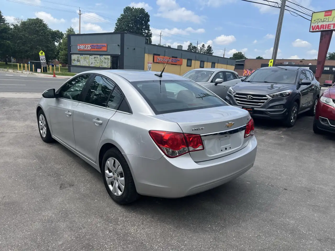 Chevrolet Cruze photo Chevrolet Cruze