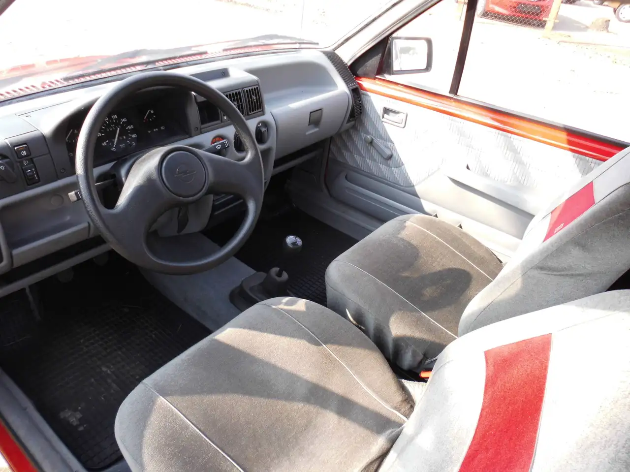Opel Corsa, 1.Hand, H-Gutachten, foto 9