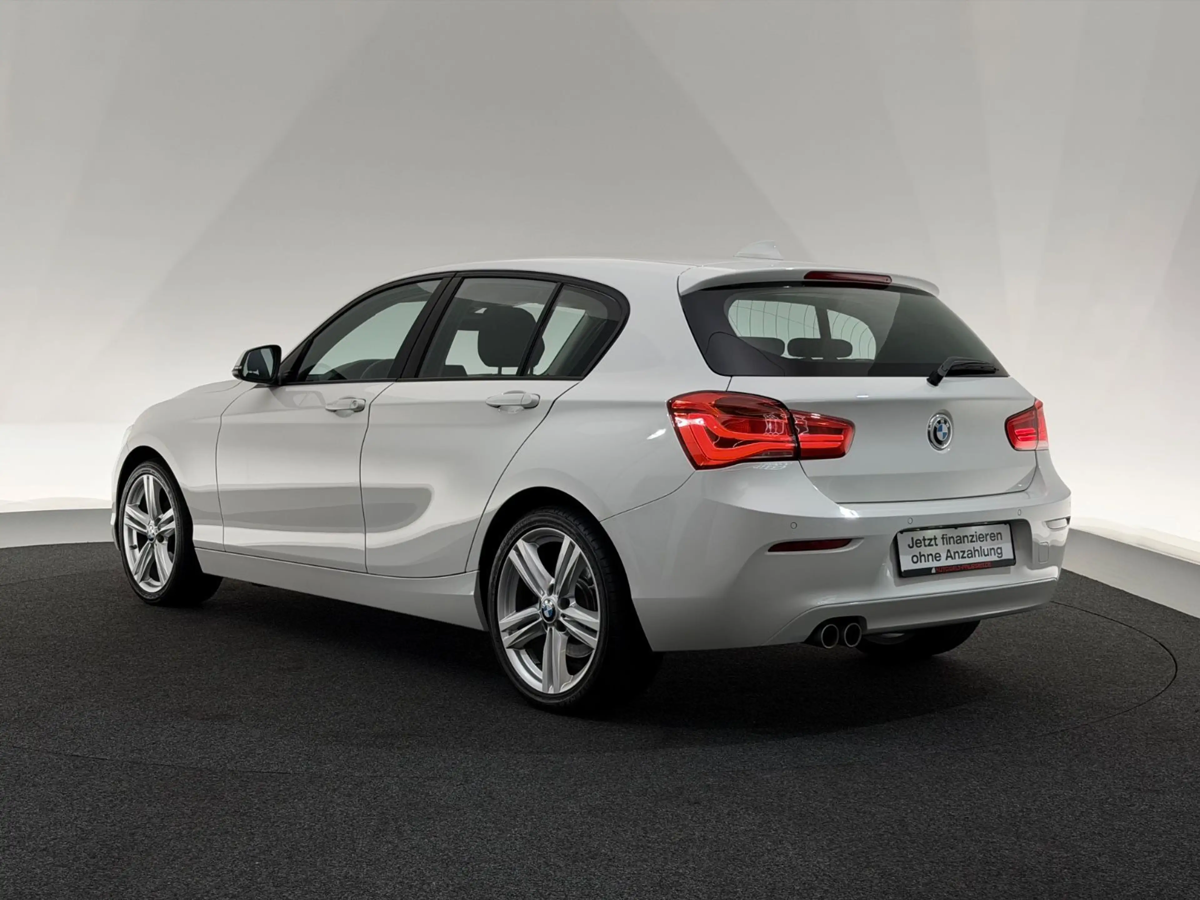 BMW 120 i Lim.*ADVANTAGE*LED-SHZ-TEMPOMAT-NEBEL-PDC — photo 5